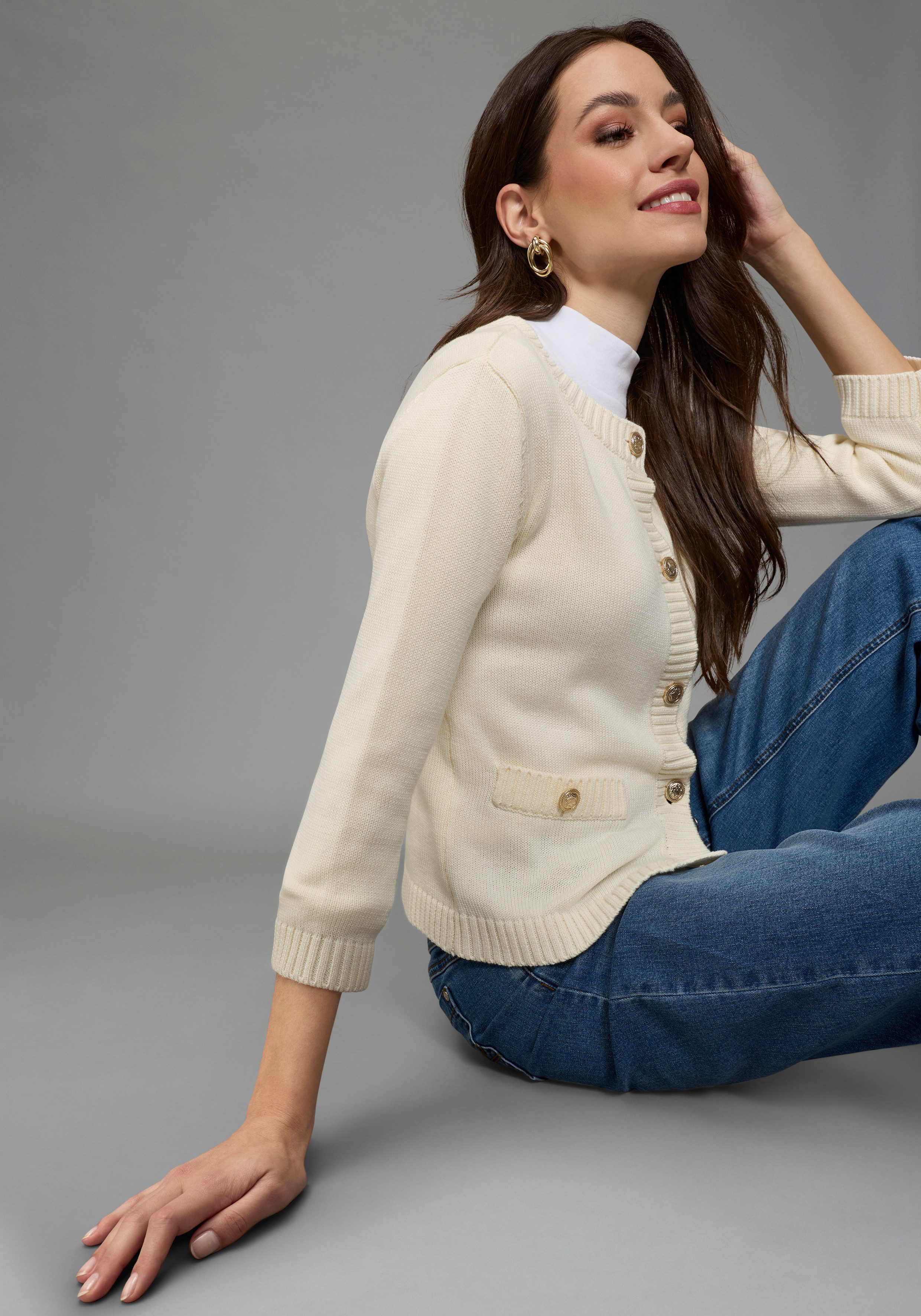 Bruno Banani Cardigan mit modischen Knöpfen im klassischen Look günstig online kaufen