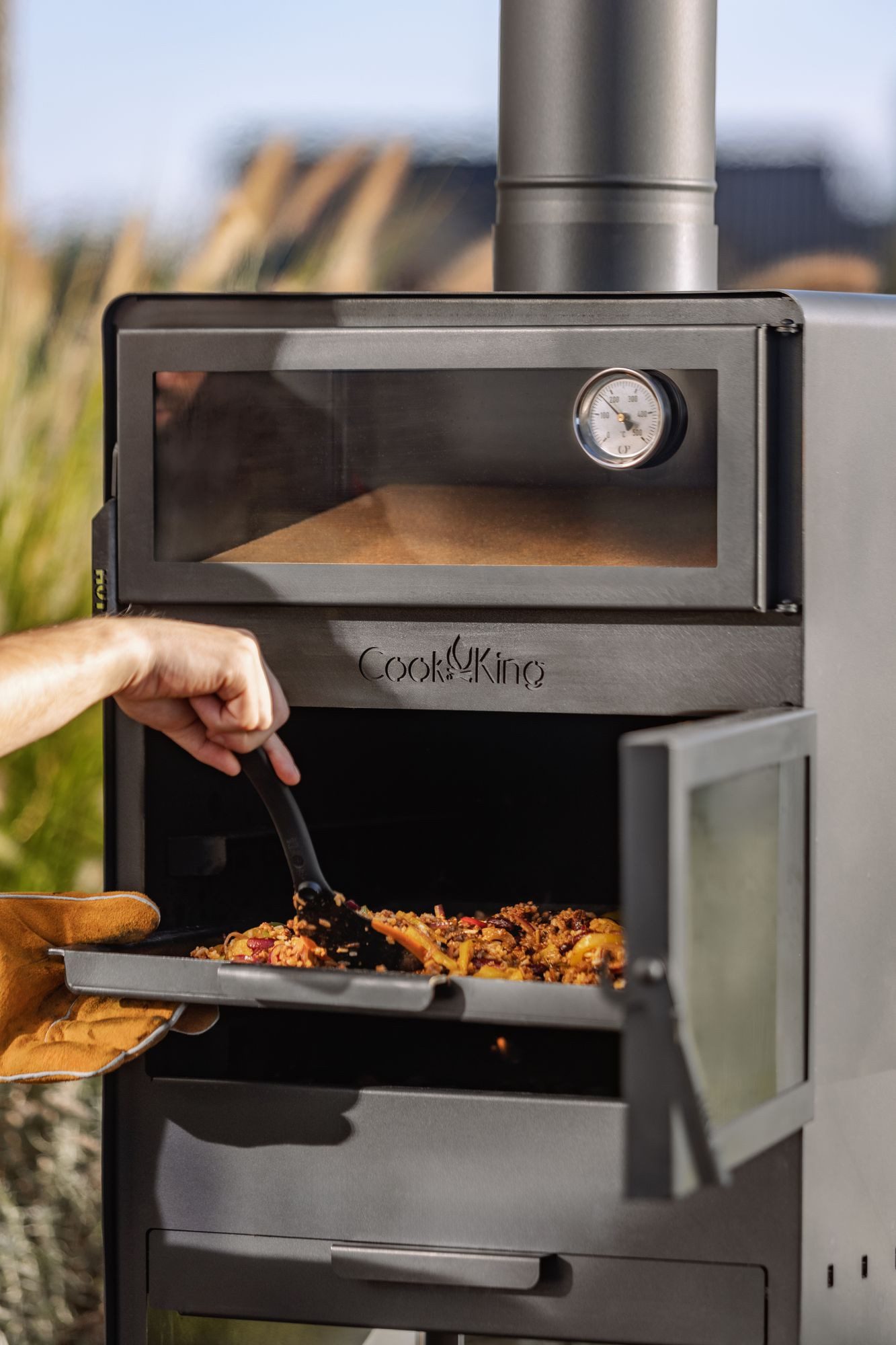 CookKing Grillkamin Terrassenofen Vento Plus, inkl. Pizzaofen, Stahl, 50x50x150 cm – Bild 5 von 5