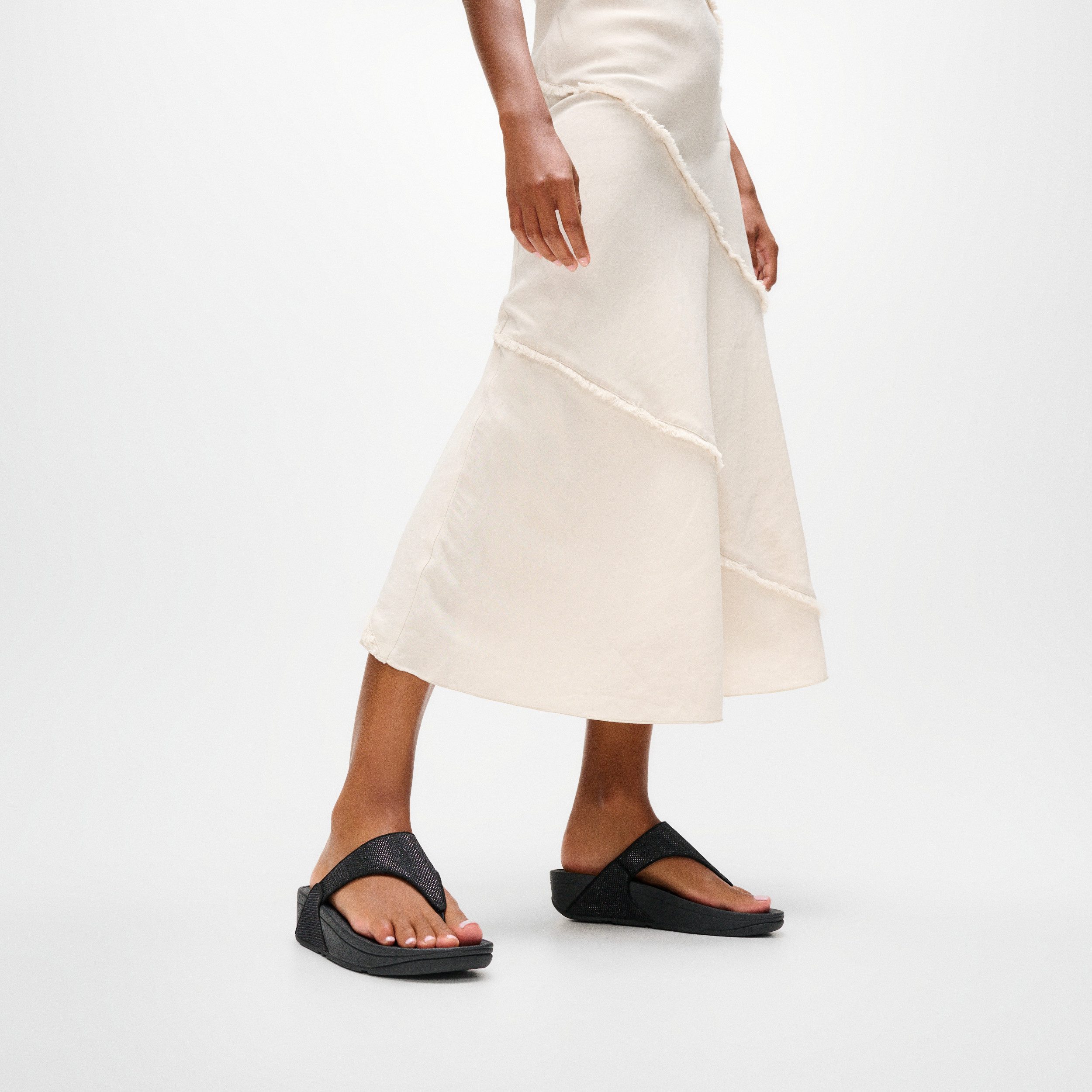 Fitflop LULU SHIMMERGLITZ TOE-POST SANDALS Dianette Keilabsatz, Zehentrenner, Badeschuh, Sommerschuh mit Glitzerdetails