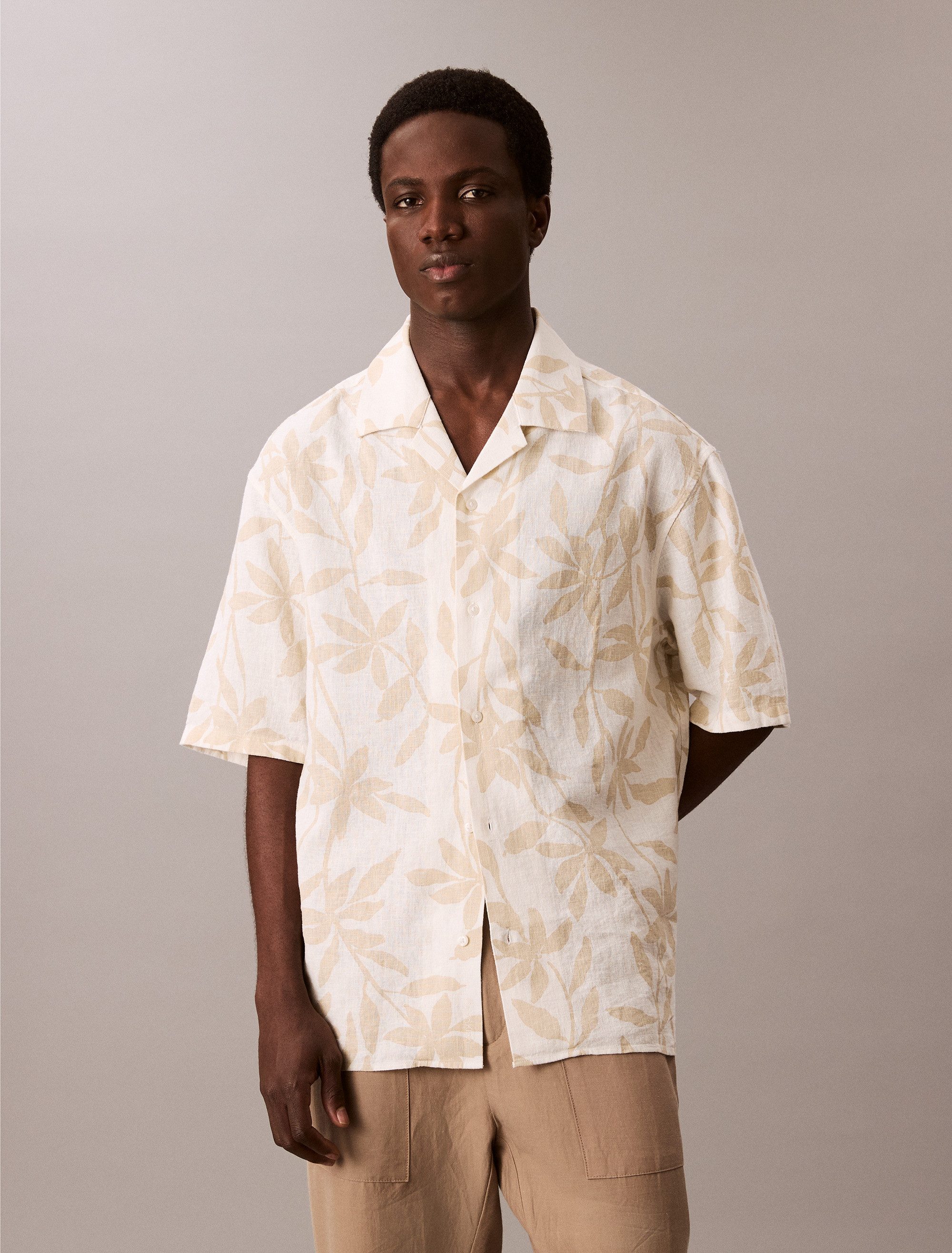 Calvin Klein Kurzarmhemd SS CMP CLLR AP LNN R Mit Rundhalsausschnitt günstig online kaufen