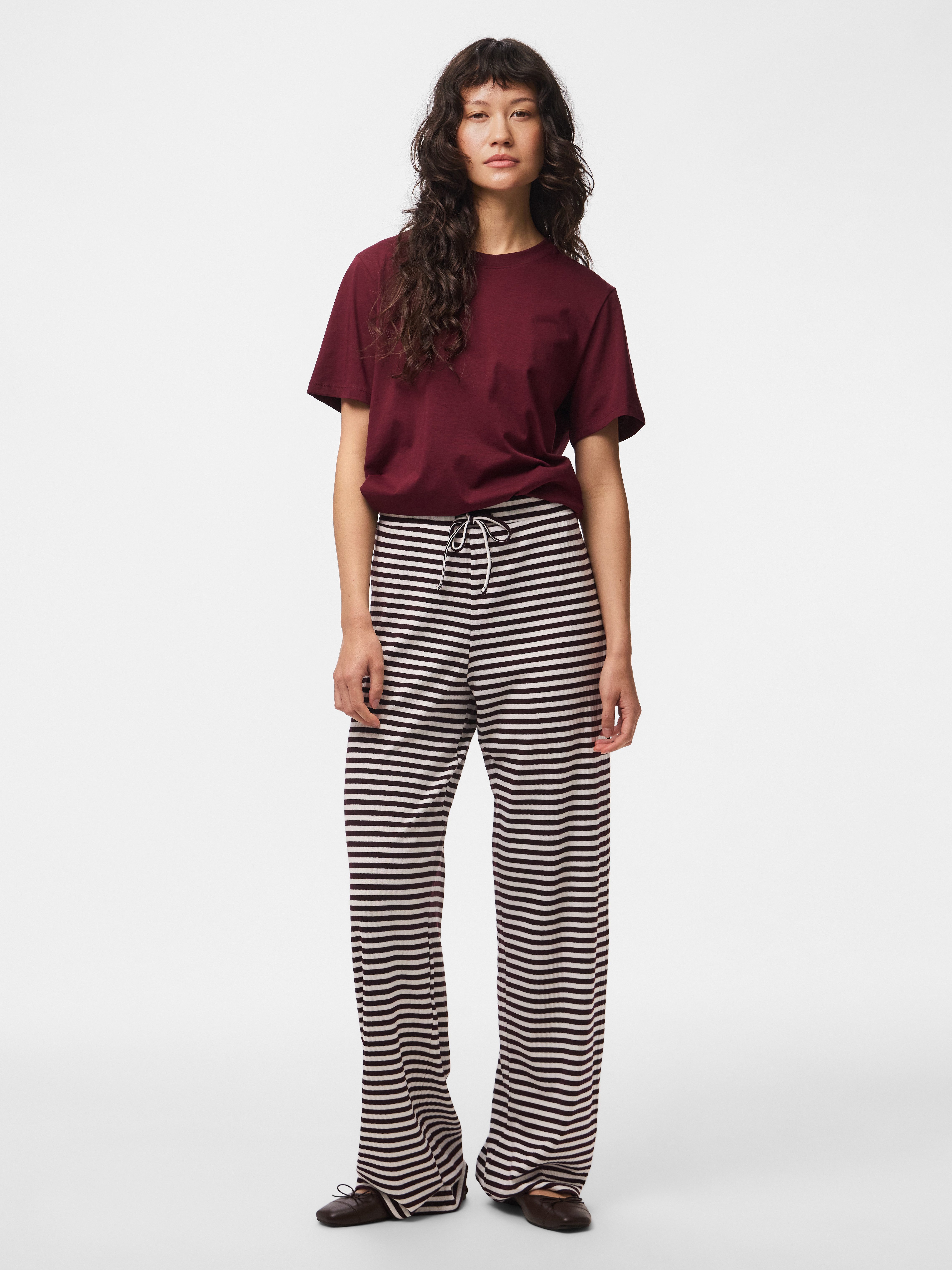 pieces Jerseyhose PCLAYA MW WIDE PANTS JRS NOOS Materialmix, regular fit – Bild 4 von 5