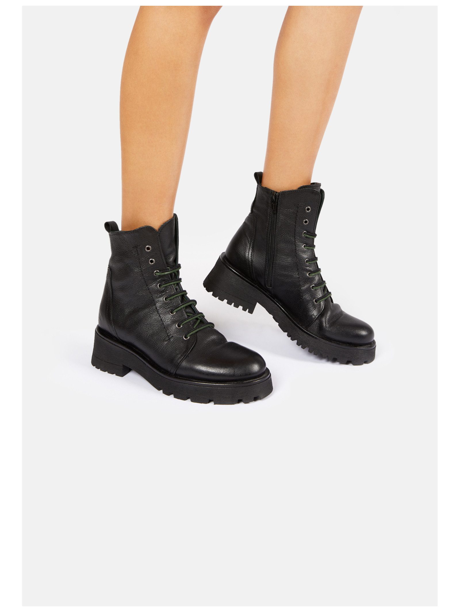 Felmini Stiefelette Leder . Schnürstiefelette