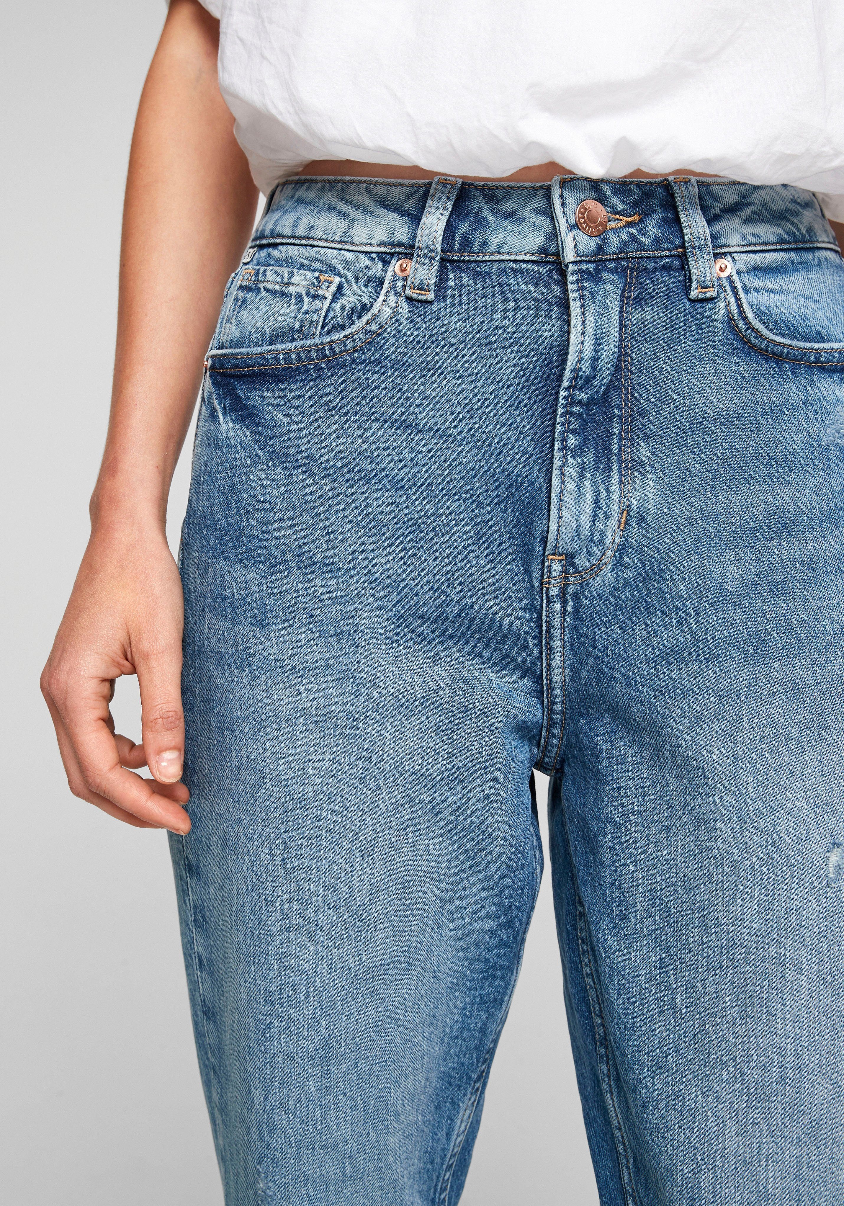im 5-Pocket-Style Tapered-fit-Jeans klassischen QS