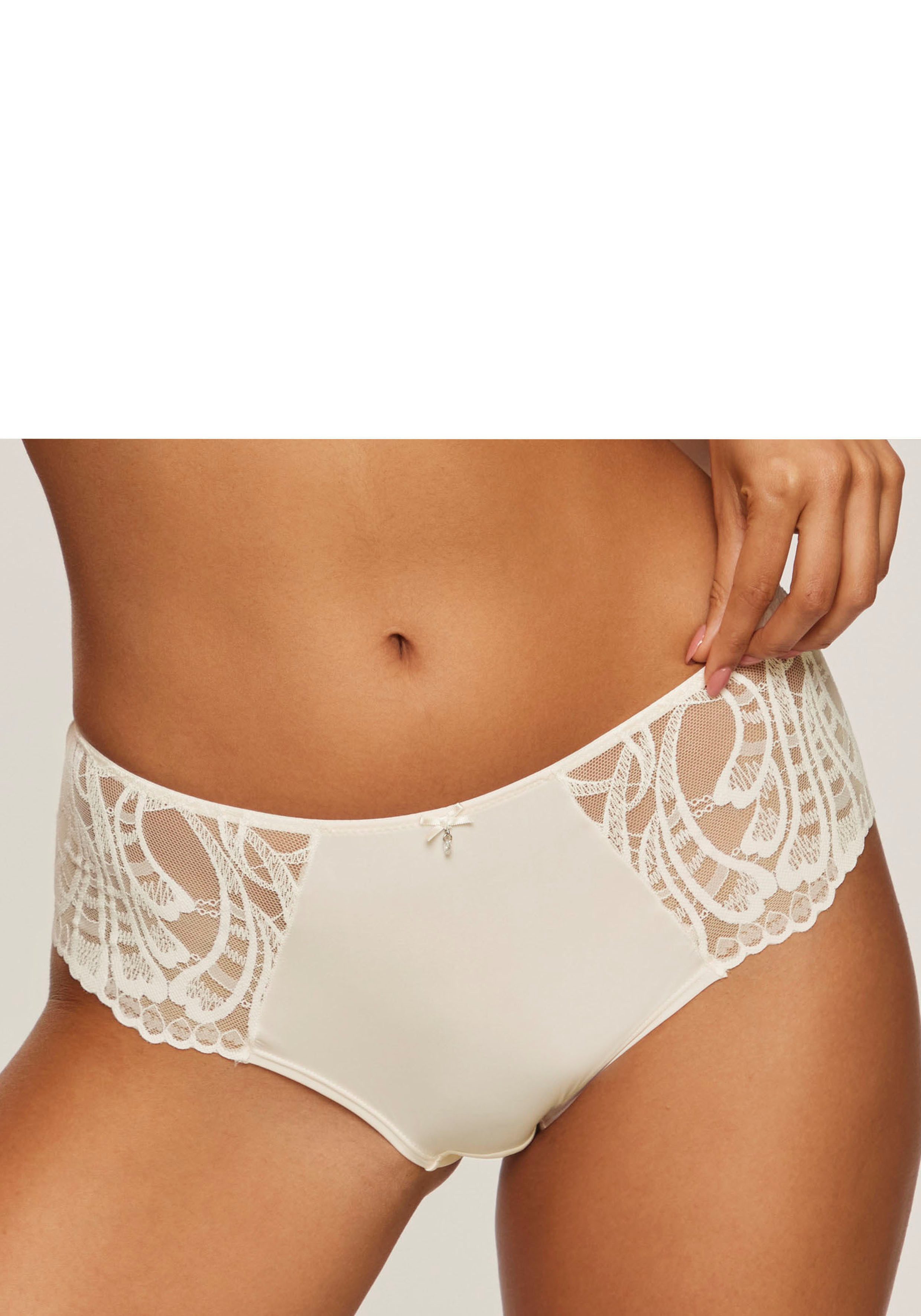 Panty Flora