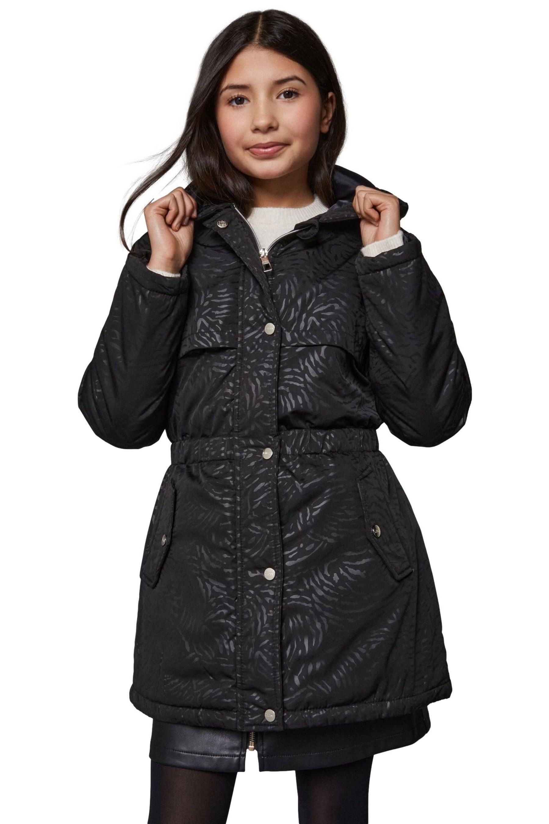 LIPSY Steppmantel Lipsy Leichte gesteppte Regenjacke mit Zebramuster (1-tlg)