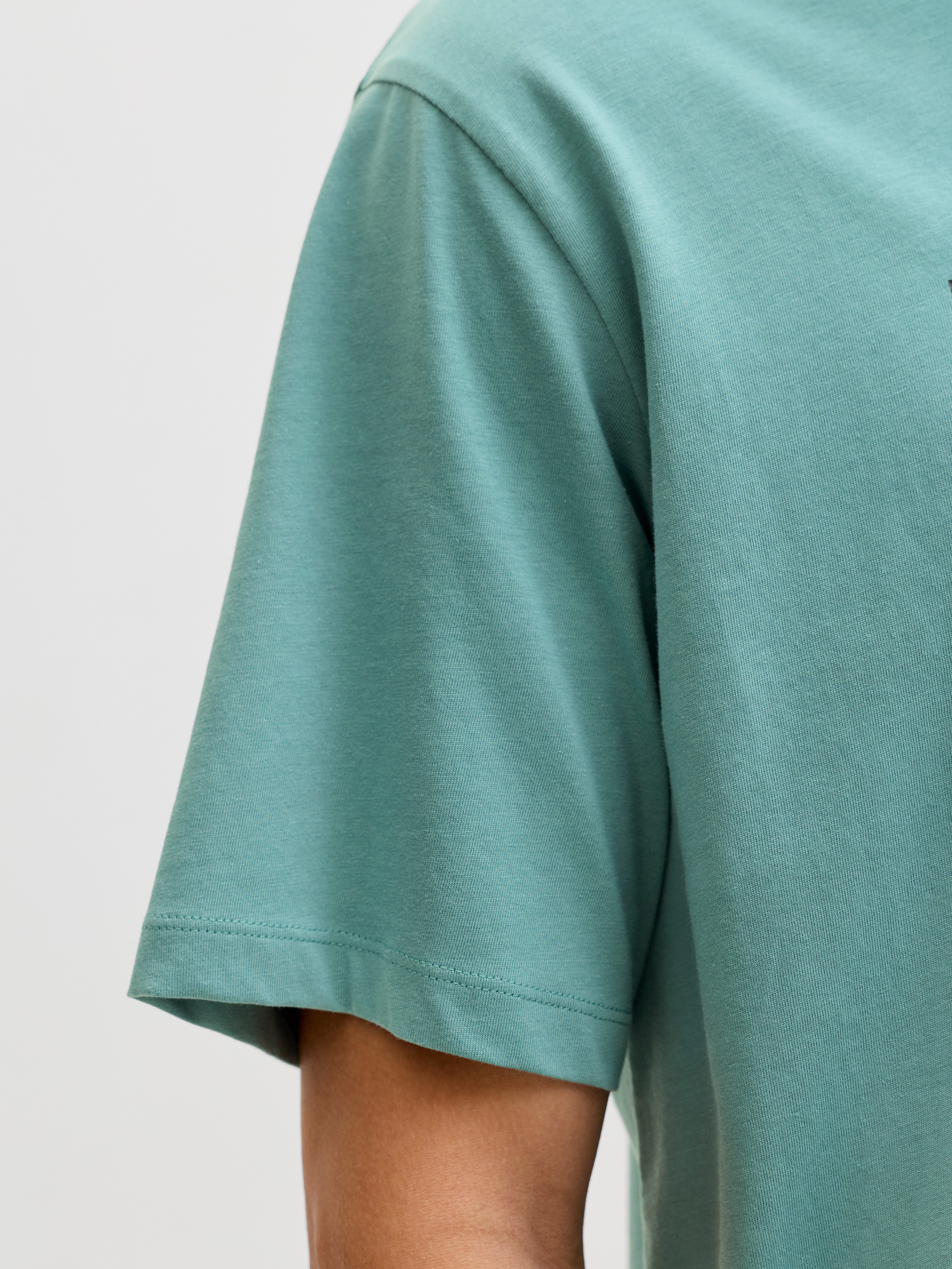 Jack & Jones Rundhalsshirt JJCOLE PRINT TEE SS CREW NECK