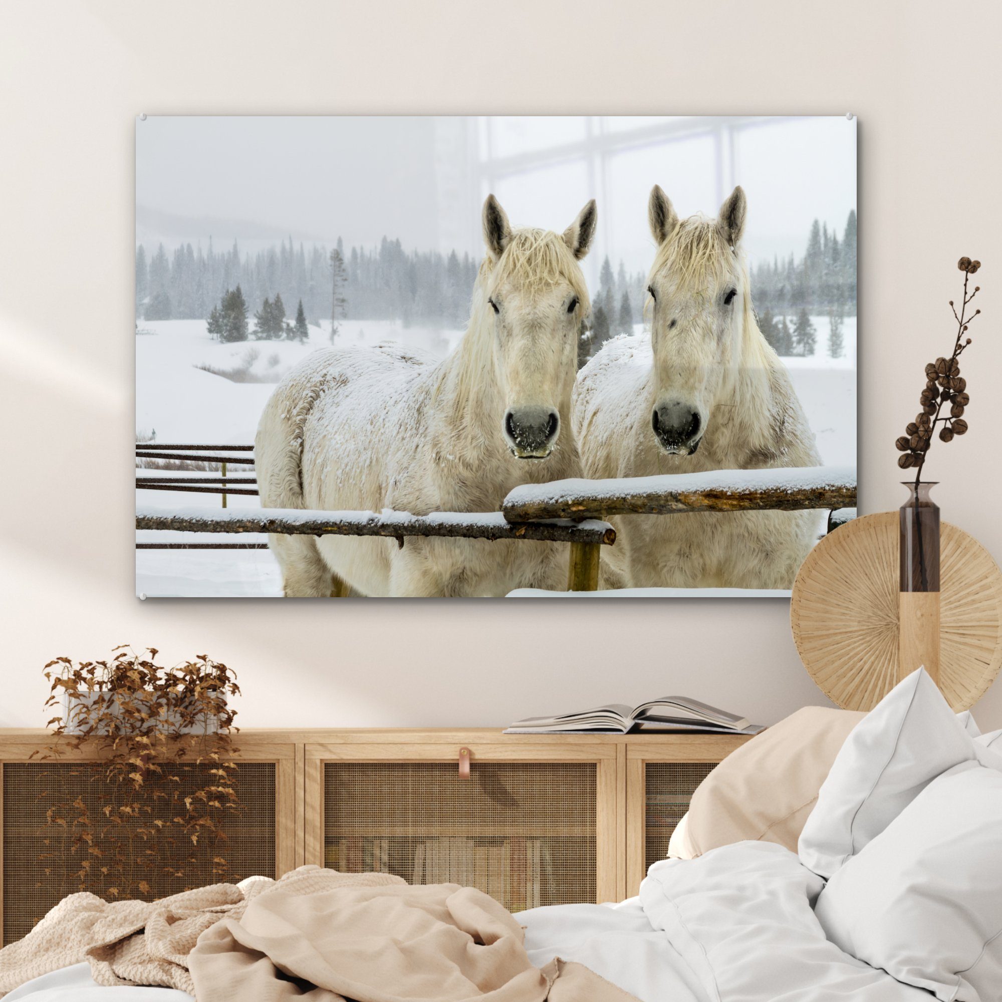 Acrylglasbilder - Zaun, & Wohnzimmer St), MuchoWow Pferde Schnee Schlafzimmer - Acrylglasbild (1