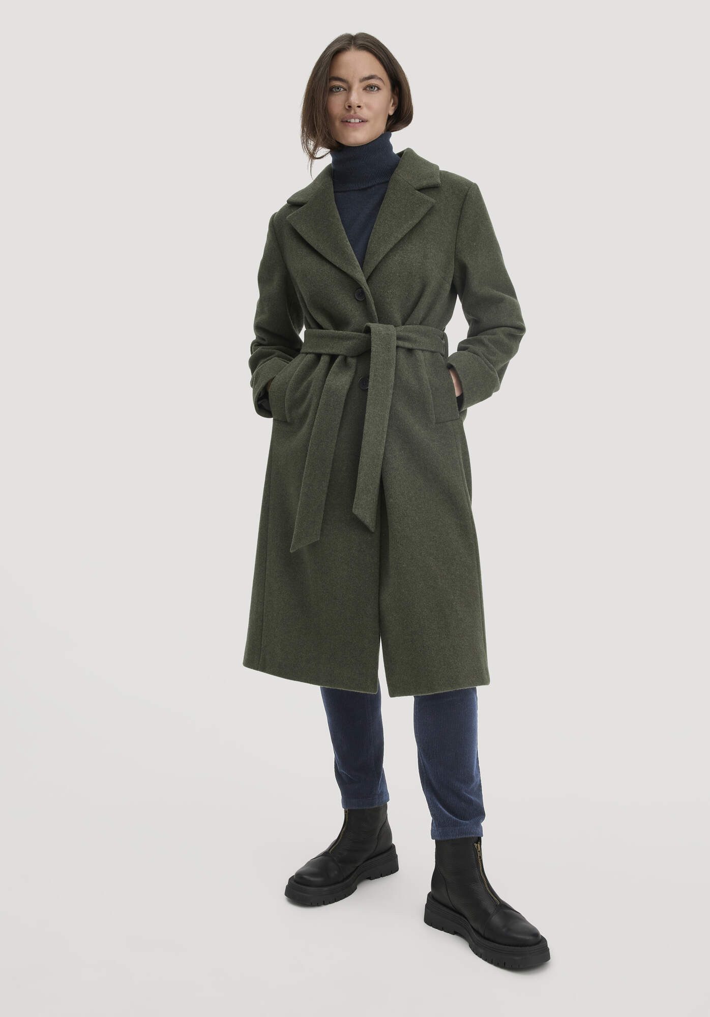 Hessnatur Wintermantel Regular aus reiner Bio-Schurwolle (1-tlg) günstig online kaufen