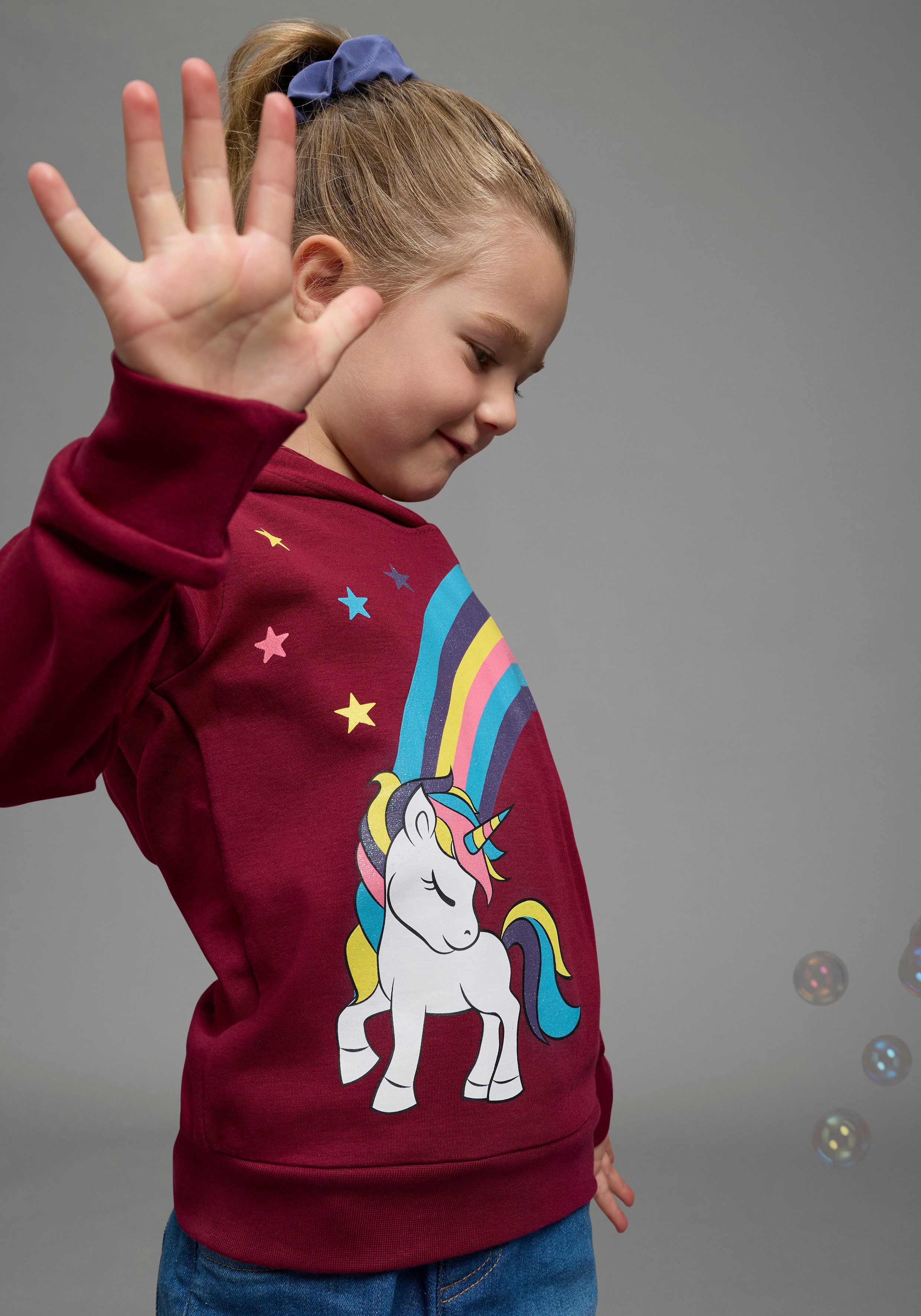 KIDSWORLD Langarmshirt EINHORN Regenbogen Langarm, Basic-Passform, bedruckt, aus Baumwolle