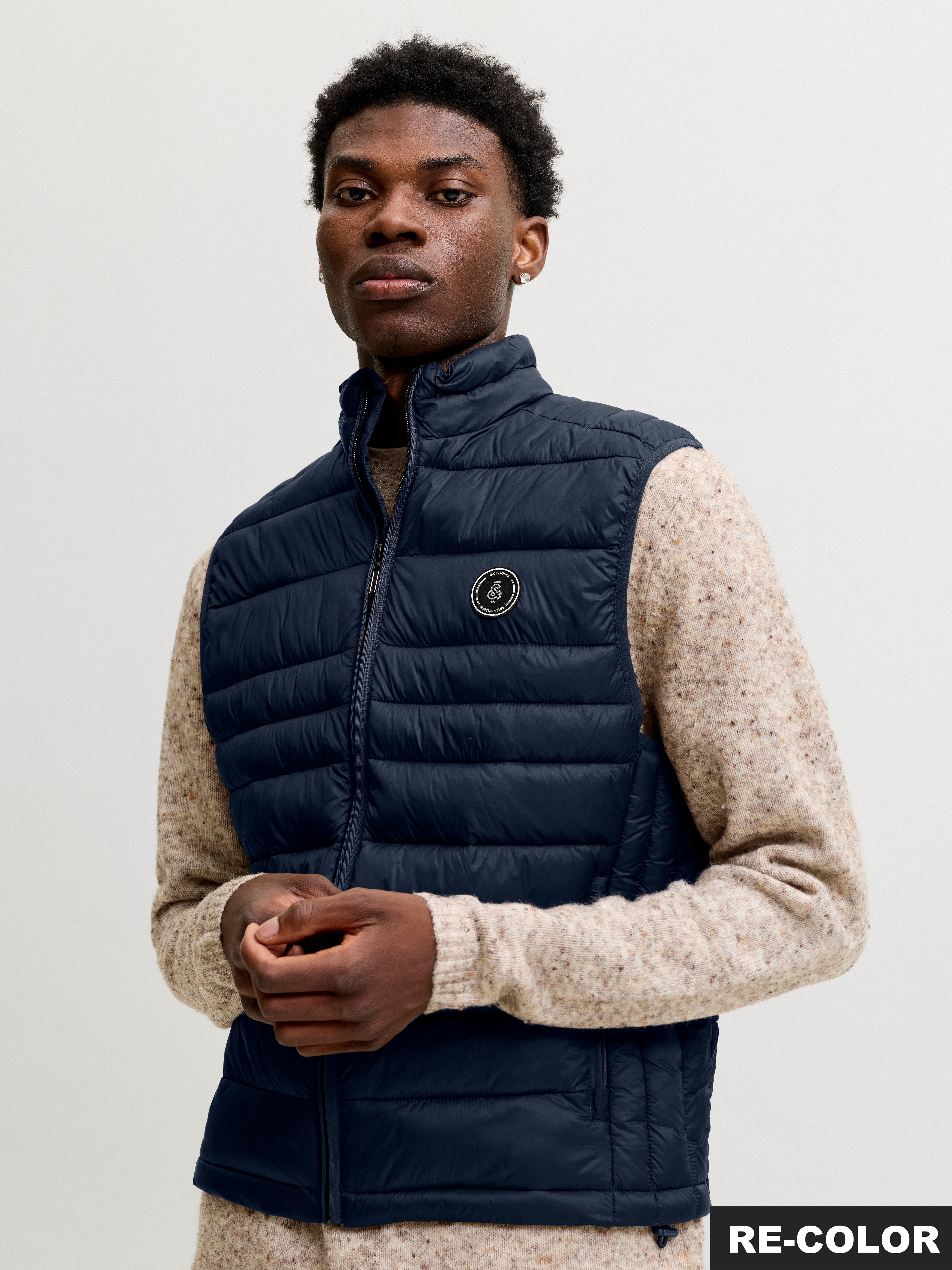 Jack & Jones Steppweste JJEKINGSLEY LIGHT BODYWARMER COLLAR NOOS Kunstfaser, regular fit – Bild 2 von 5