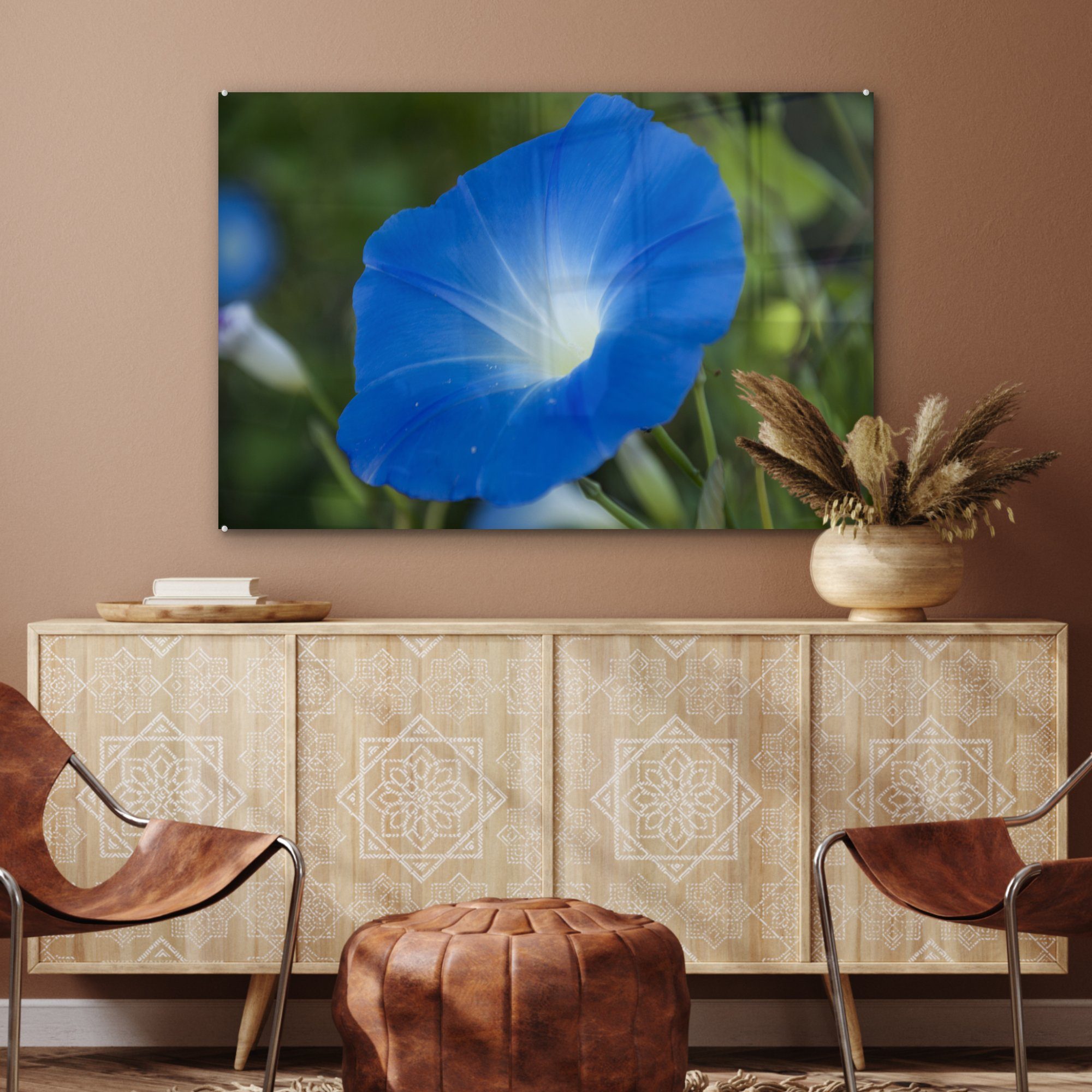 MuchoWow Acrylglasbild Blaue (1 Hintergrund, vor St), & Orchidee verblasstem Schlafzimmer Wohnzimmer Acrylglasbilder