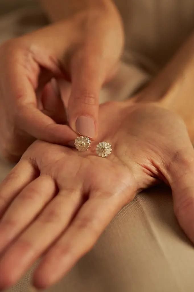 Einzelstück Paar Ohrstecker Ohrstecker GÄNSEBLÜMCHEN