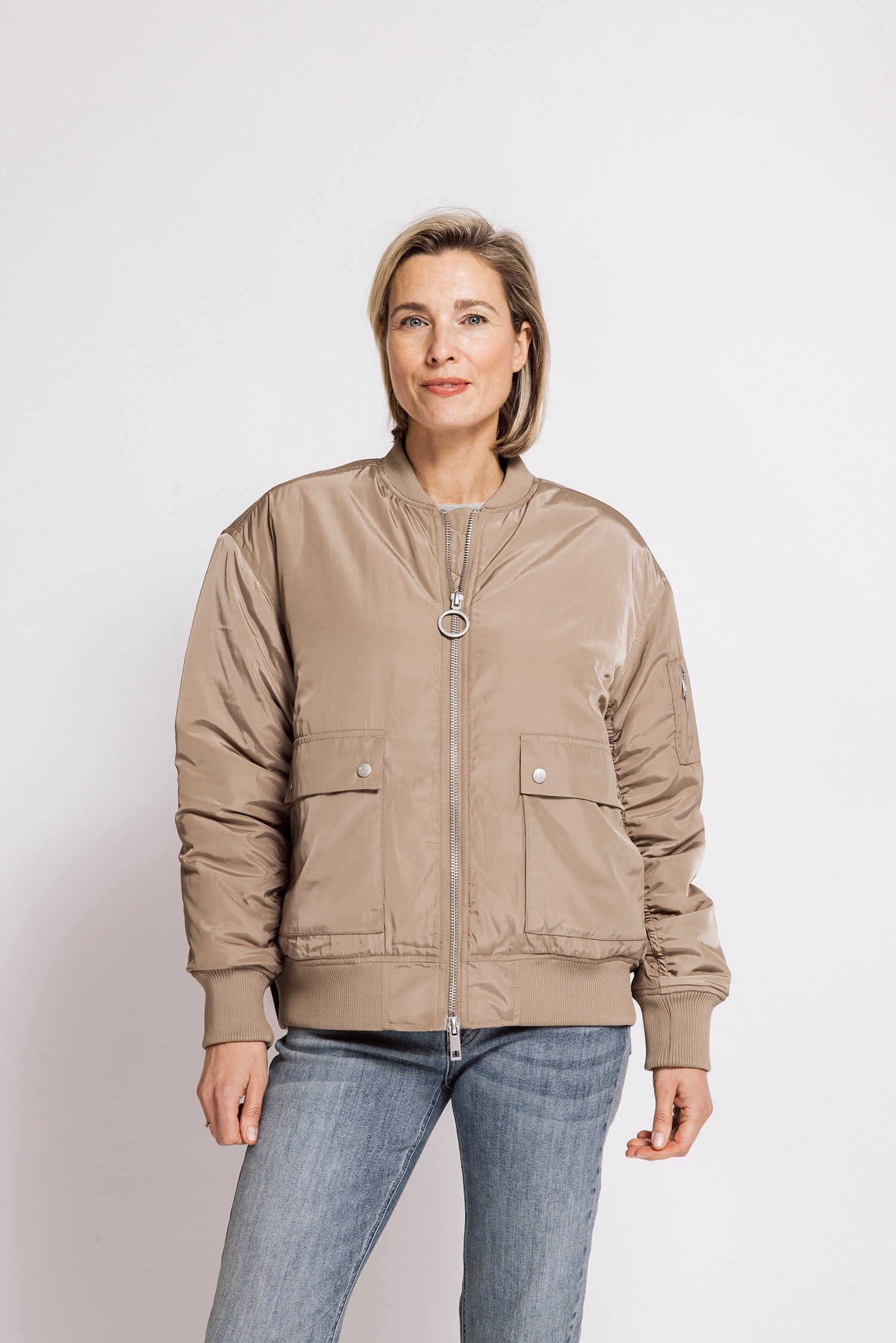 Zhrill Jackenblazer JULIE LOOSE Blouson - Casual Stil, lockere Passform, aus Kunstfaser, unifarben