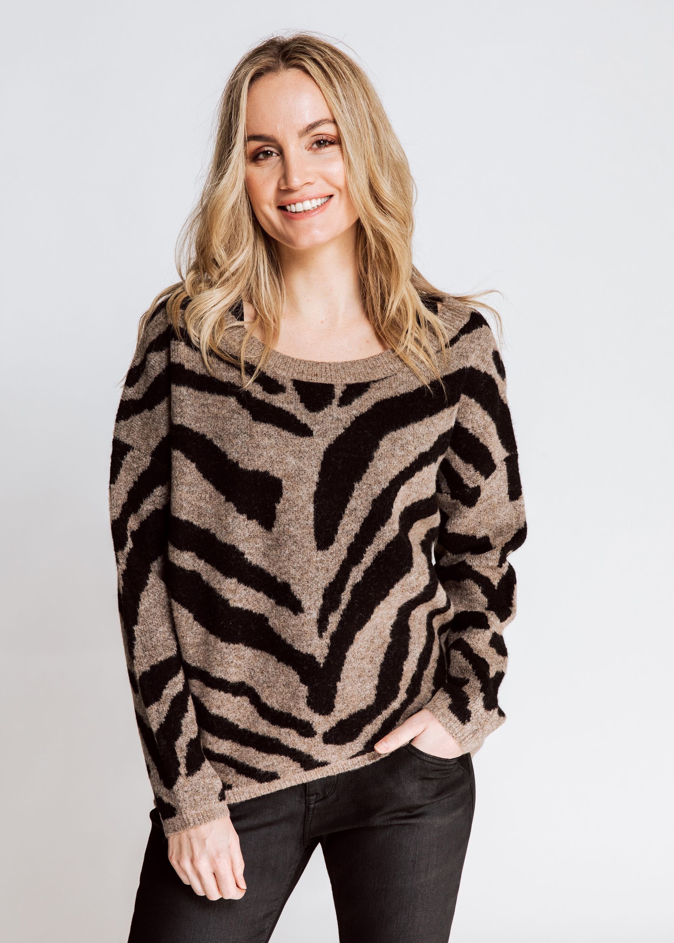 Zhrill Sweatshirt Sweater NINA Braun brown (0-tlg)
