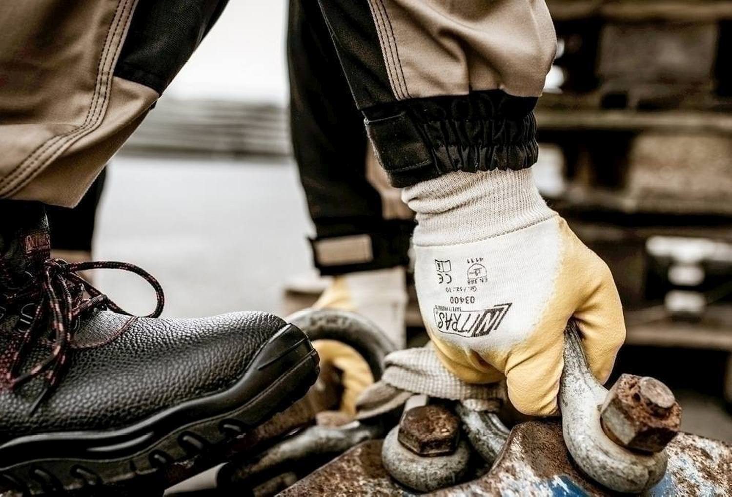 Nitras Arbeitshandschuh-Set 03400 Gartenhandschuh 3/4 beschichtet gelb Strickhandschuh (Packung, 12-St., VPE= 12-144 Paar, Gr. 8-11) Atmungsaktiv/ölbeständig