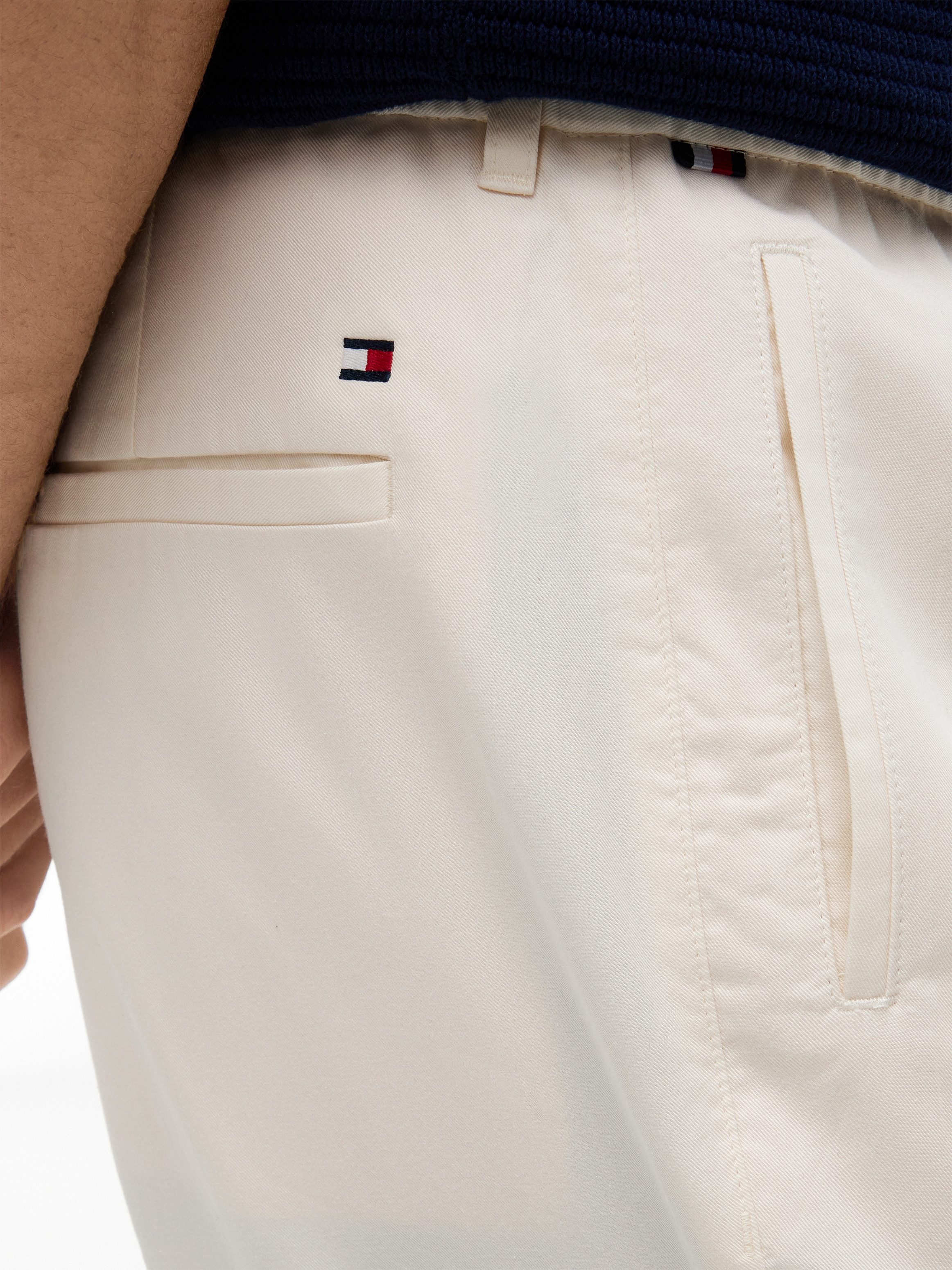 Tommy Hilfiger Chinohose DOVER 3/4 ELASTICATED TENCEL Regular Fit Stretch aus Twill