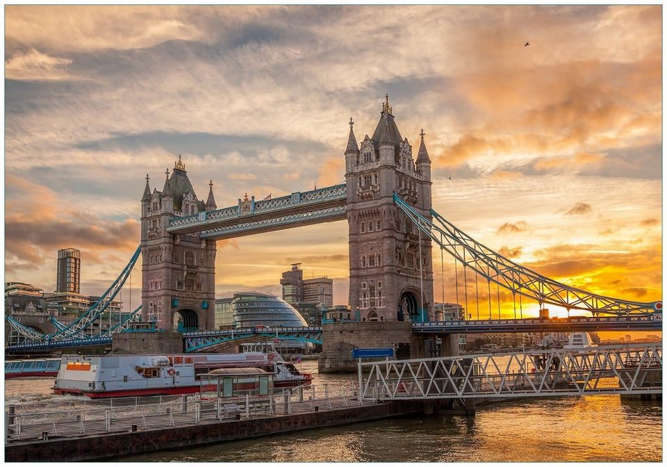 Digitaldruck, Seidenmatte in erhältlich Wallario Oberfläche, Vliestapete Sonnenuntergang, Größen - hochwertiger Bridge verschiedenen London bei Tower