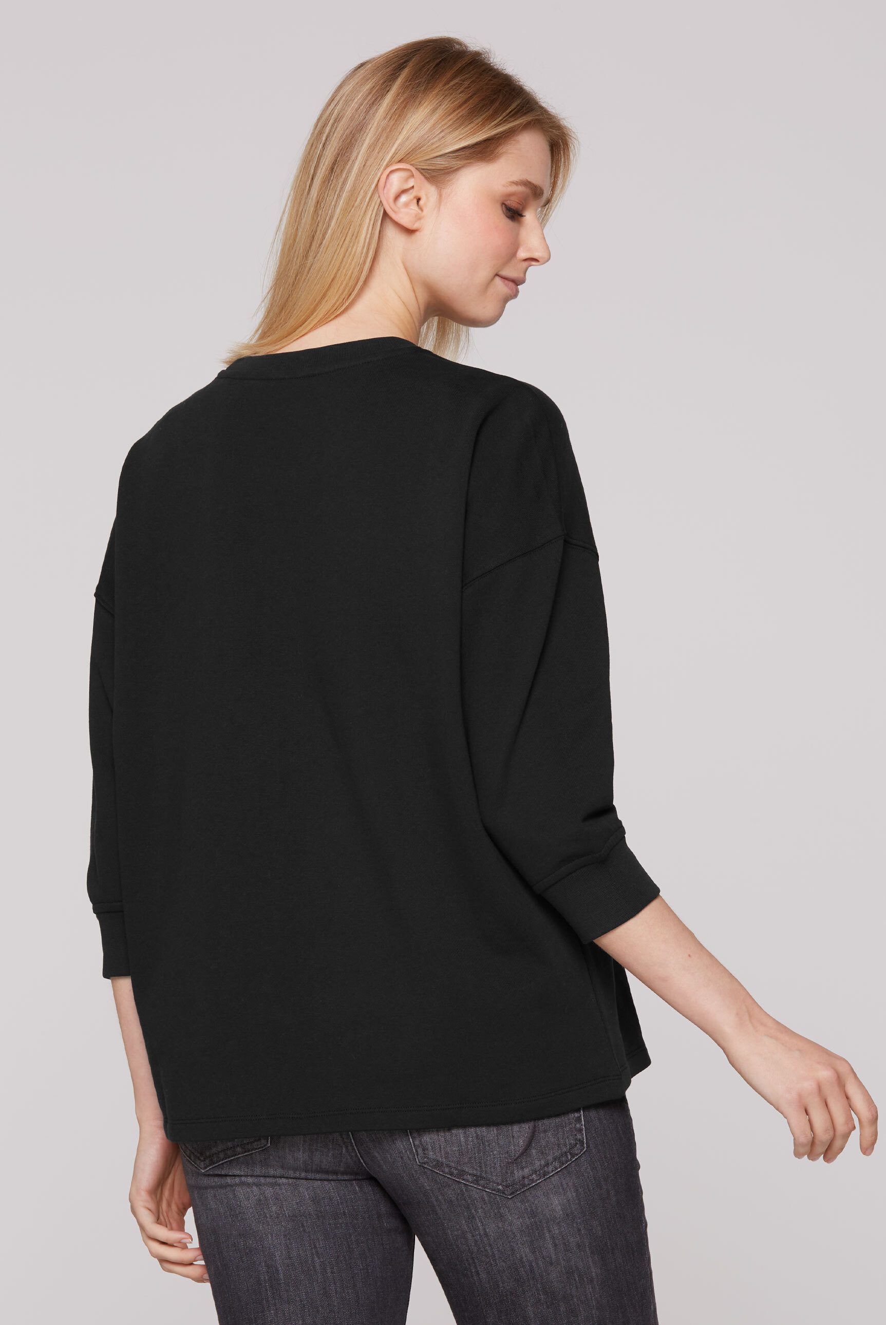 SOCCX Sweater mit überschnittenen Schultern