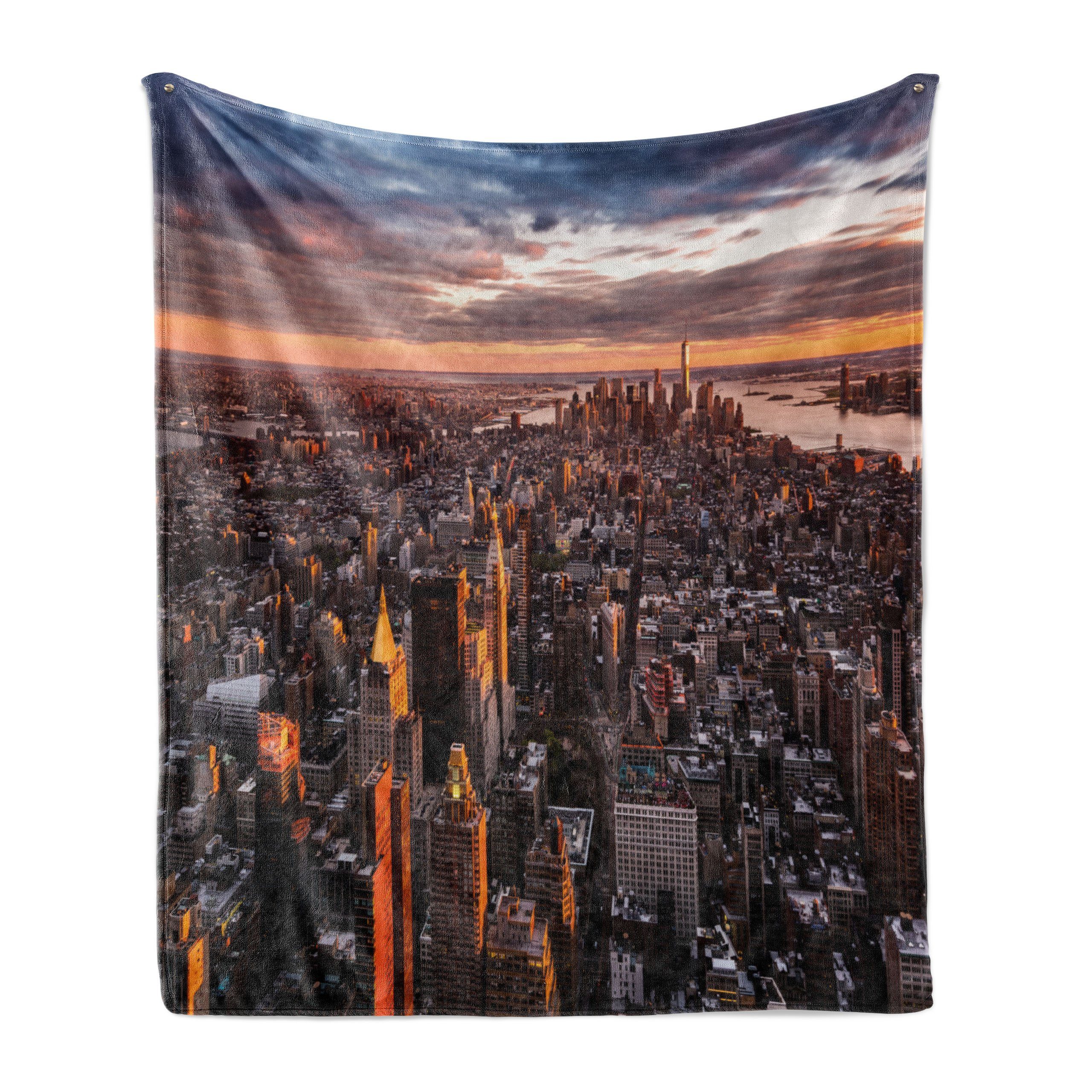 Wohndecke Gemütlicher Plüsch für den Innen- und Außenbereich, Abakuhaus, Vereinigte Staaten von Amerika Manhattan Skyline Sonnenuntergang