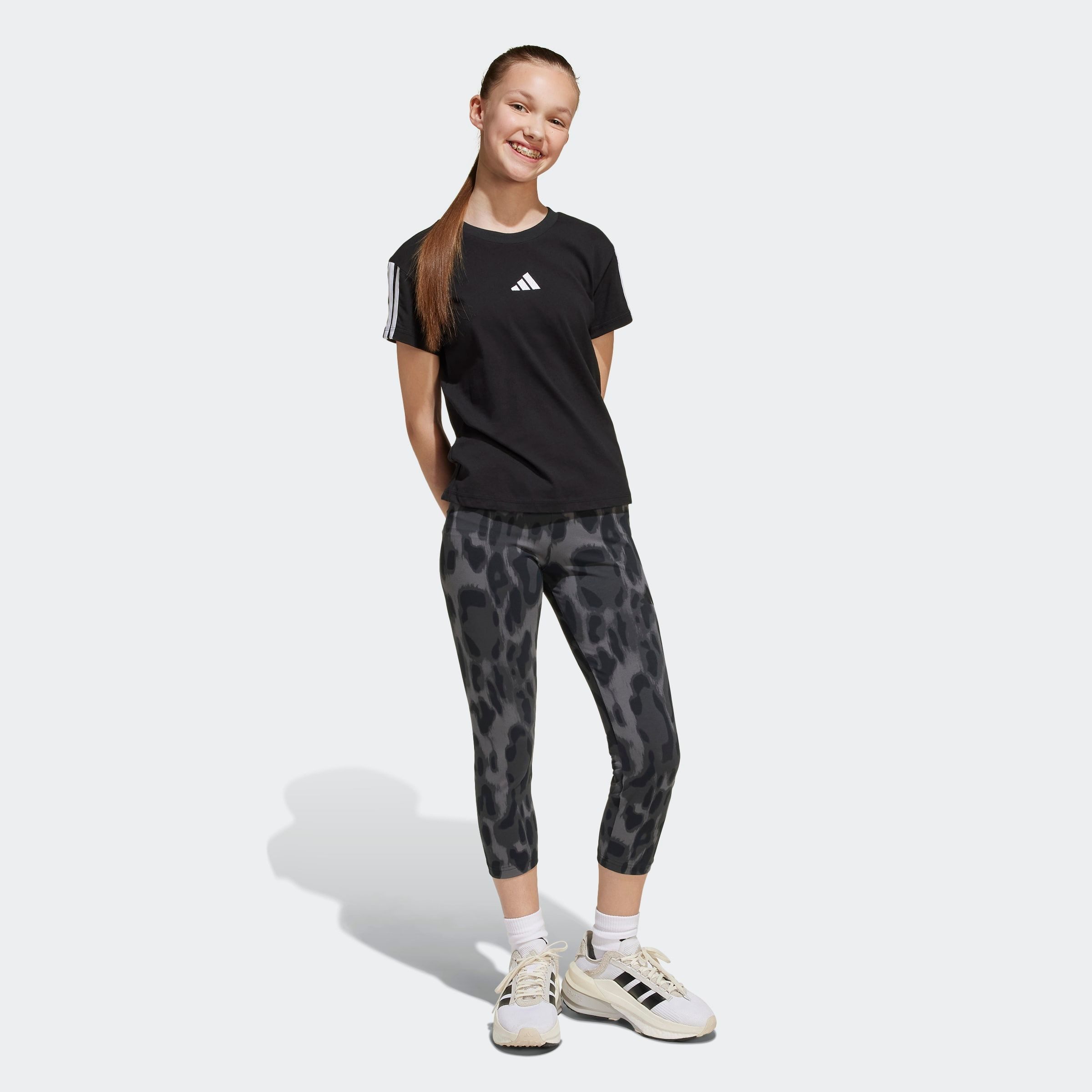 adidas Sportswear T-Shirt ESSENTIALS KIDS für Kinder, mit Rundhalsausschnitt, ohne Verschluss, aus Baumwolle