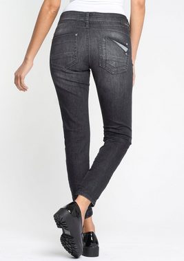 GANG Relax-fit-Jeans 94AMELIE mit doppelter rechter Gesäßtasche