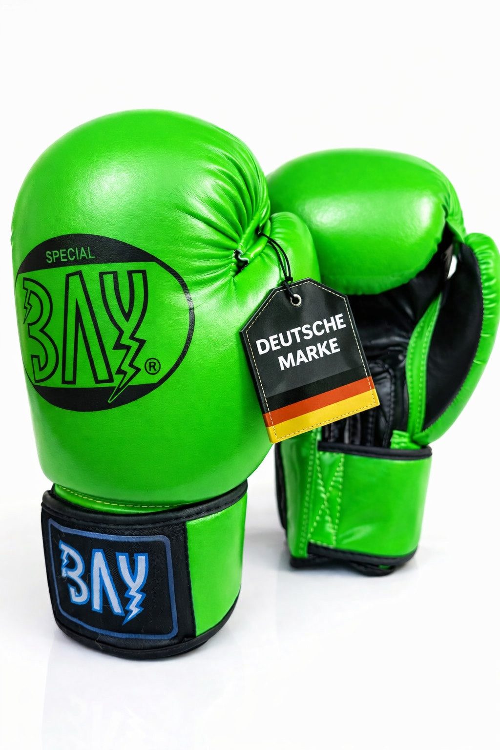 BAY-Sports Boxhandschuhe Future Box-Handschuhe grün Boxen Kickboxen Sparring Muay Thai MMA (Paar), 8 und 10 Unzen, Kunstleder, Maximaler Sitz, Training und Sparring
