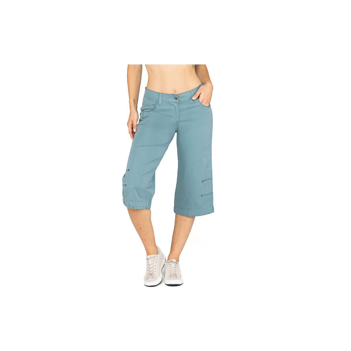 Chillaz Funktionsshorts Santa Monica Bequeme, flexible 3/4-Klettershort für Damen, ideal für Reisen und