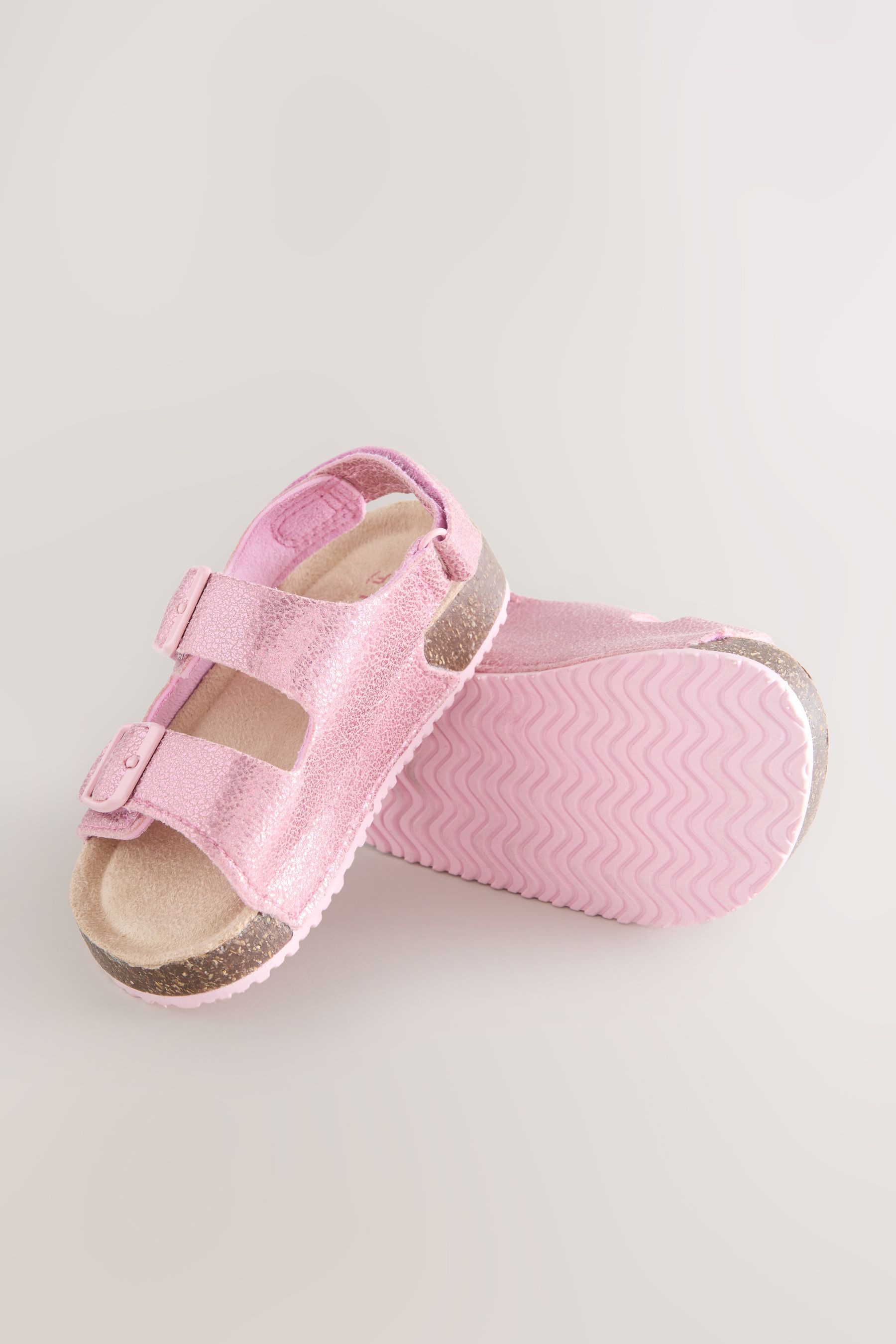 Next Sandalen mit zwei schmalen Riemchen + Kork-Fußbett Sandale (1-tlg)