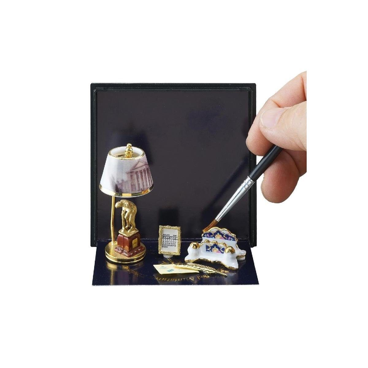 Reutter Porzellan Dekofigur Golf, 1:12 001.885/7 Maßstab Schreibtischset im Miniatur 