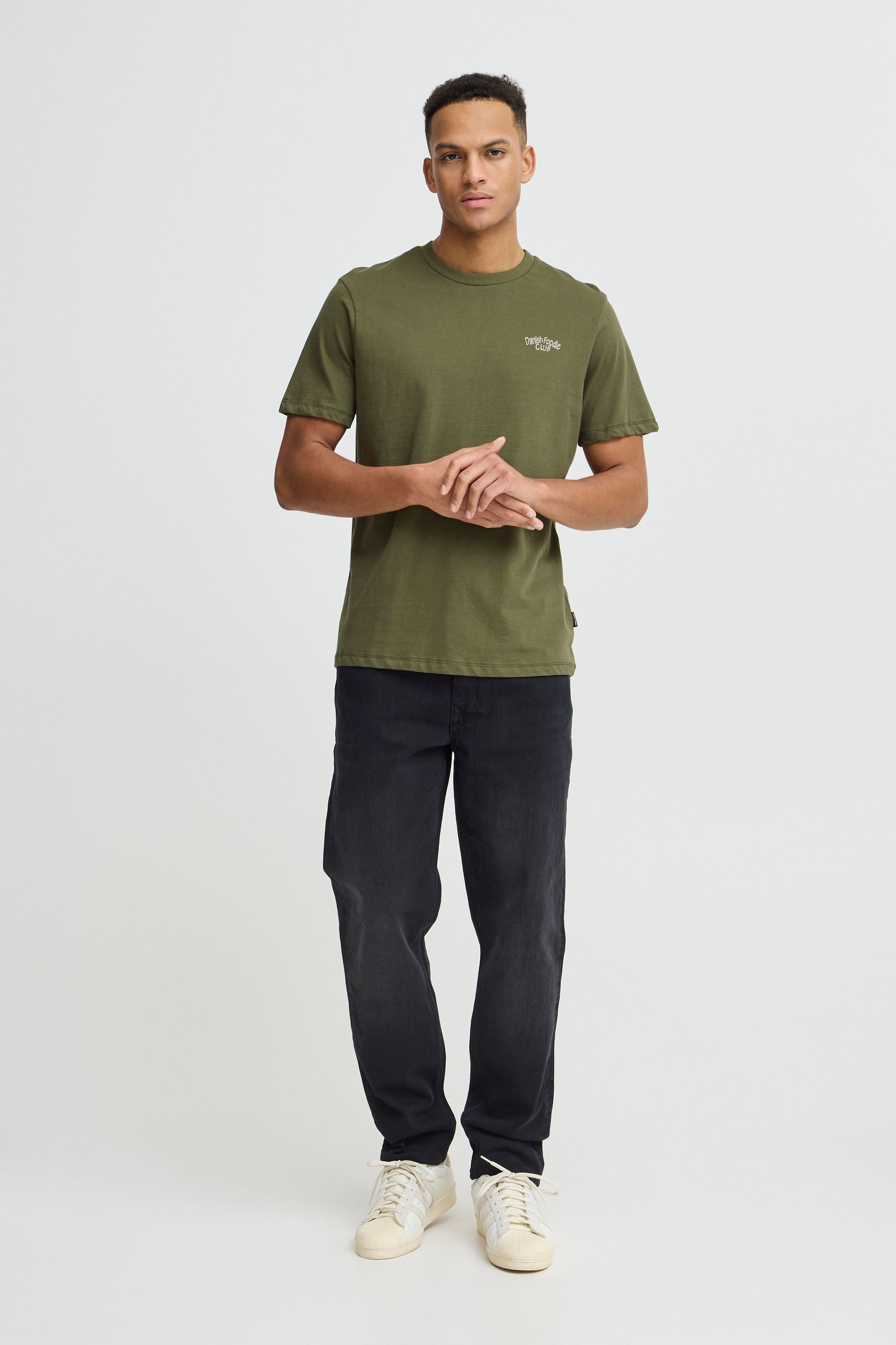 Blend Rundhalsshirt BHViggo (1-tlg) Lässiges T-Shirt mit Backprint