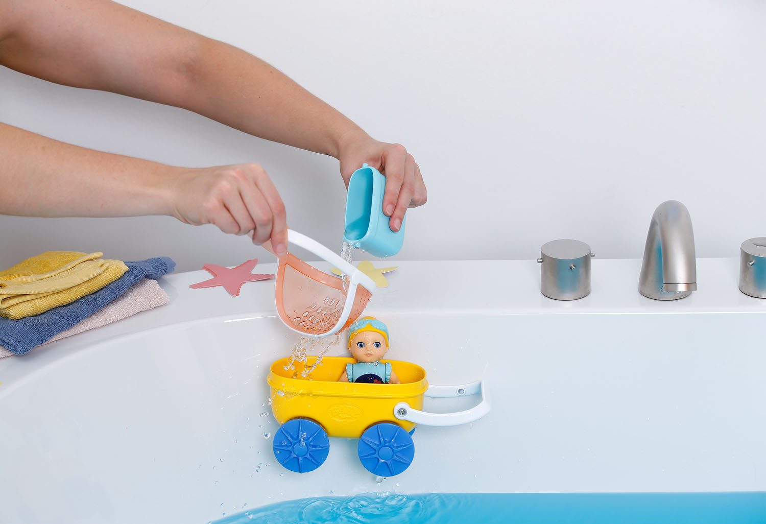 Baby Born Badespielzeug Splish Splash Kinderwagen mit Emma – Bild 5 von 5