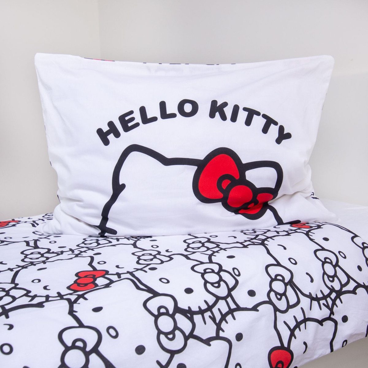 Jerry Fabrics Bettwäsche Hello Kitty Bettwäsche aus 100% Baumwolle 140x200 cm 70x90 cm, Baumwolle – Bild 4 von 5