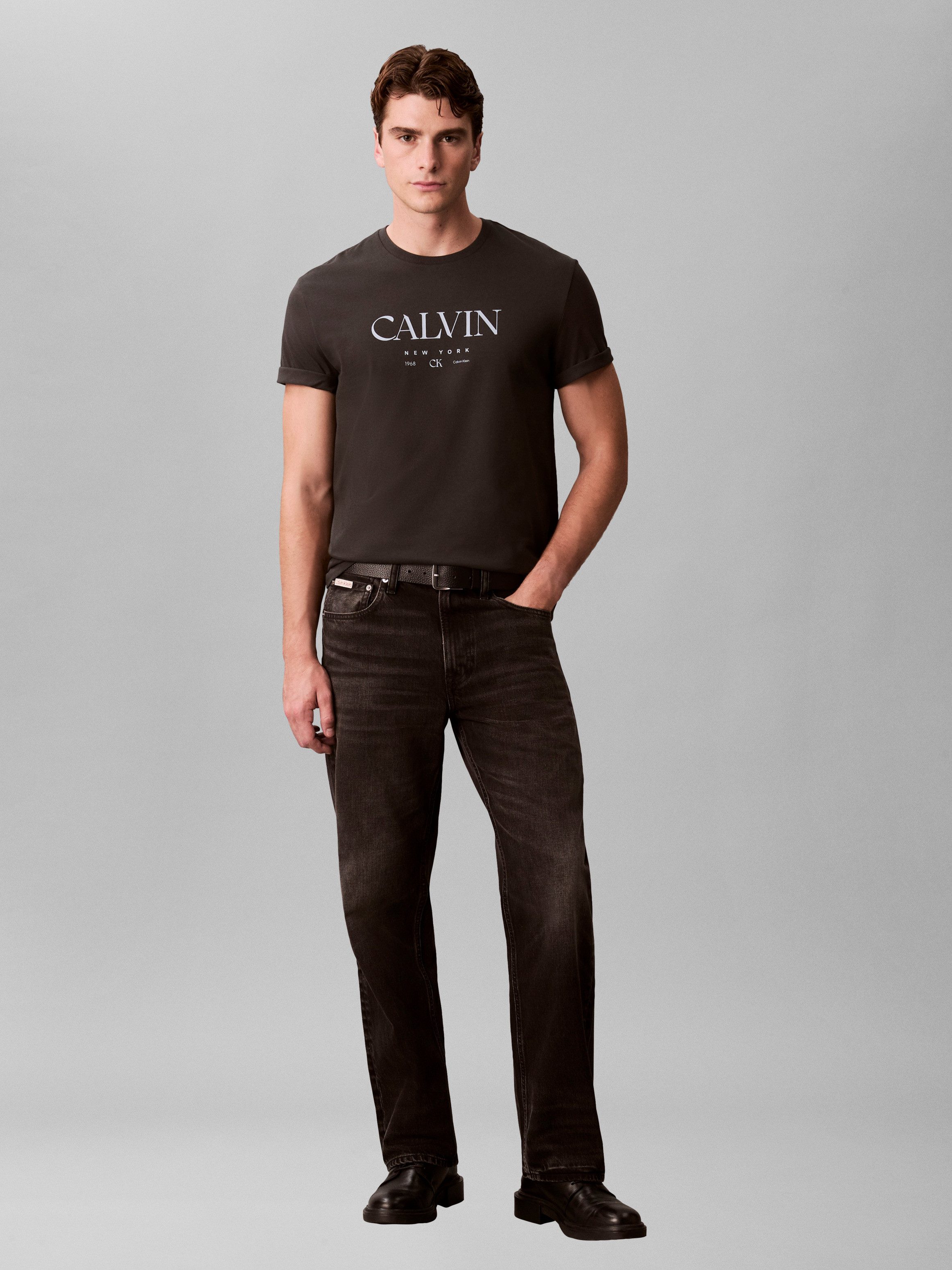 Calvin Klein Jeans T-Shirt Regular fit, mit Rundhalsausschnitt – Bild 4 von 5