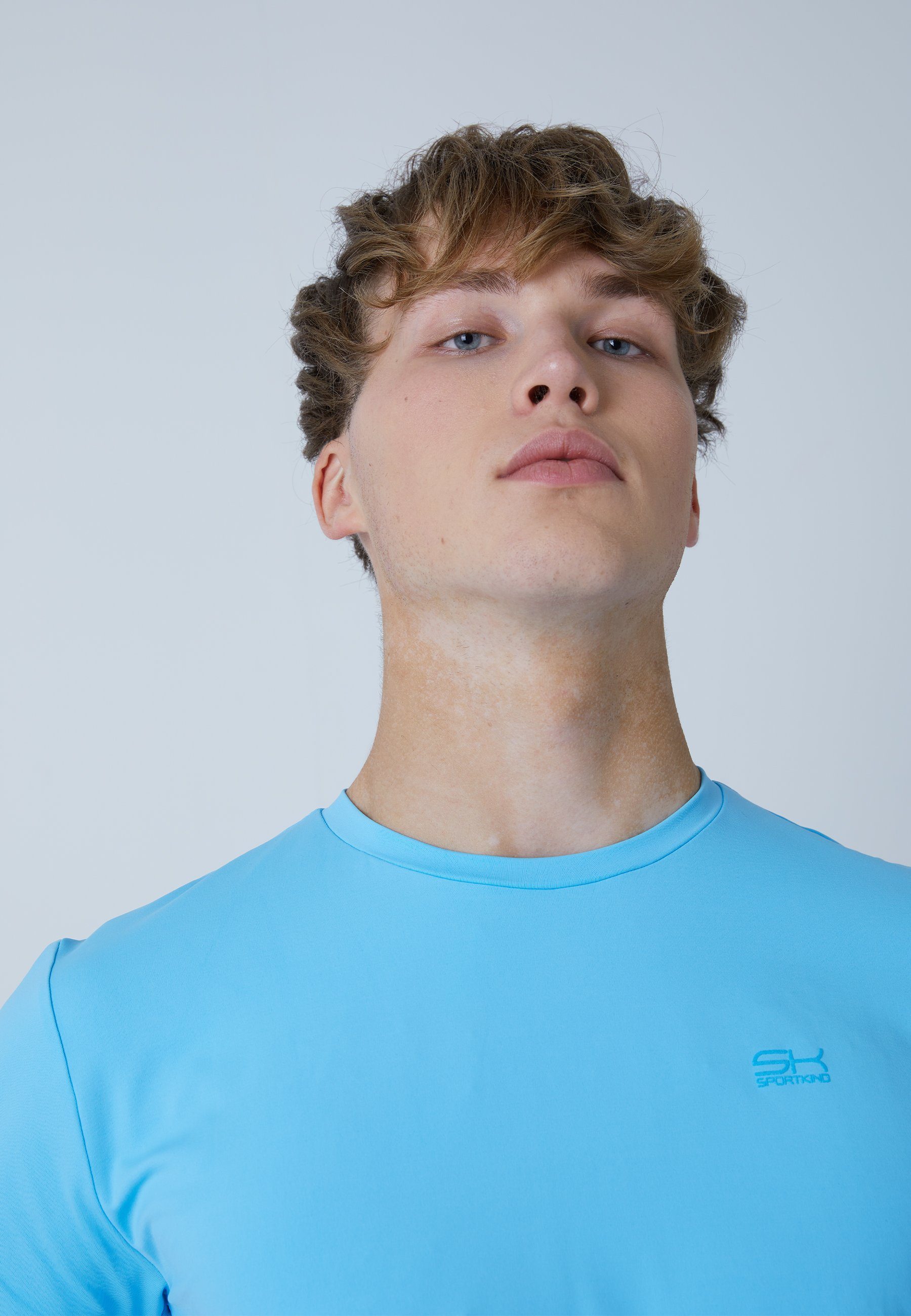 Rundhals Tennis Herren Funktionsshirt SPORTKIND Jungen hellblau & T-Shirt