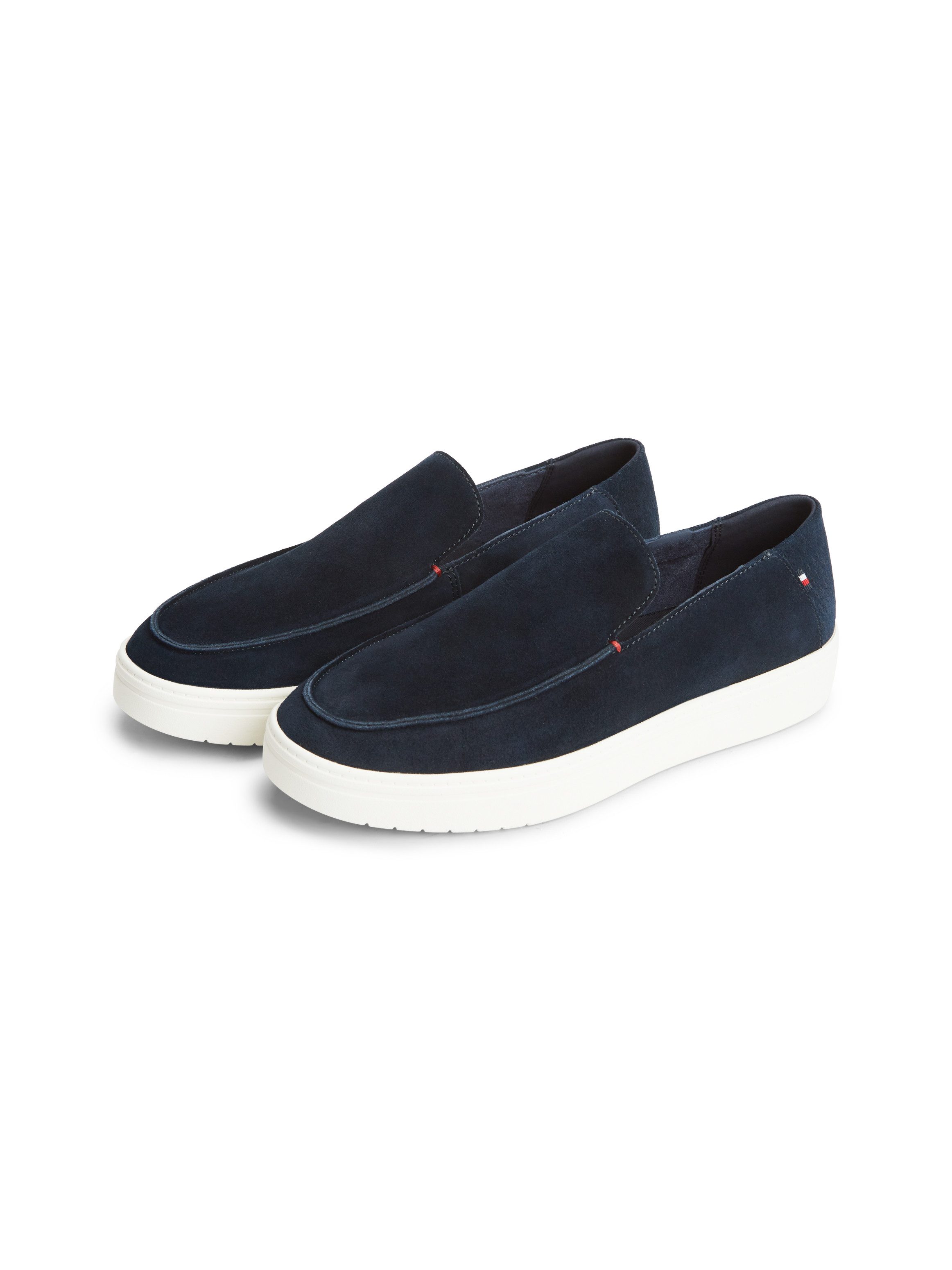 Tommy Hilfiger MODERN LIGHT SUEDE LOAFER Slipper Schlupfschuh, Flat mit typischer Mokassinnaht