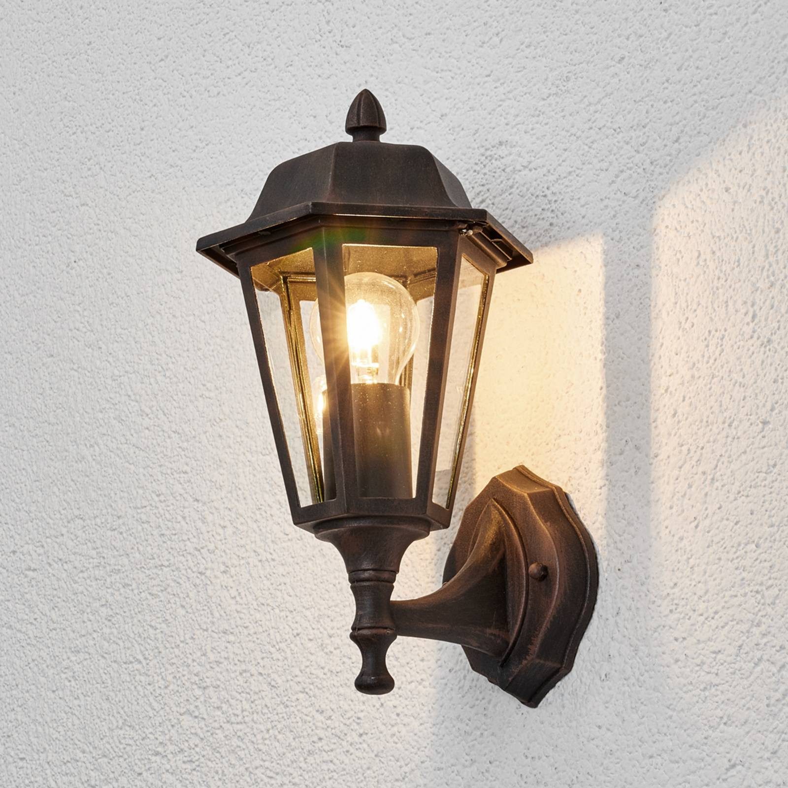 Lindby Außen-Wandleuchte Lamina, Metall, Braun IP44, 1 x 15 W LED