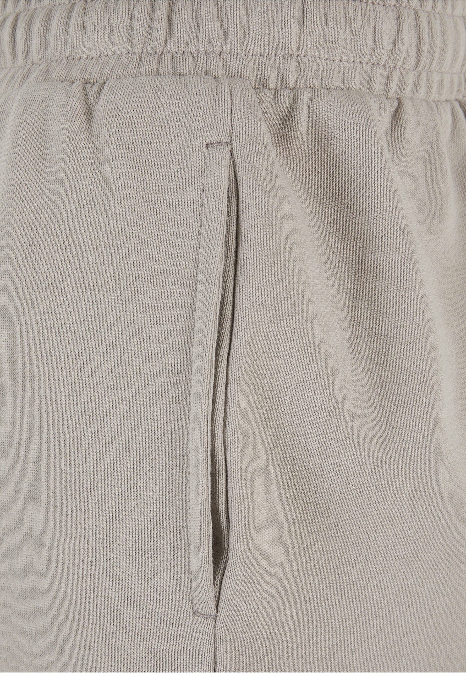 URBAN CLASSICS Sweatshorts Urban Classics Damen Ladies Organic Terry Bermuda Pants (1-tlg)