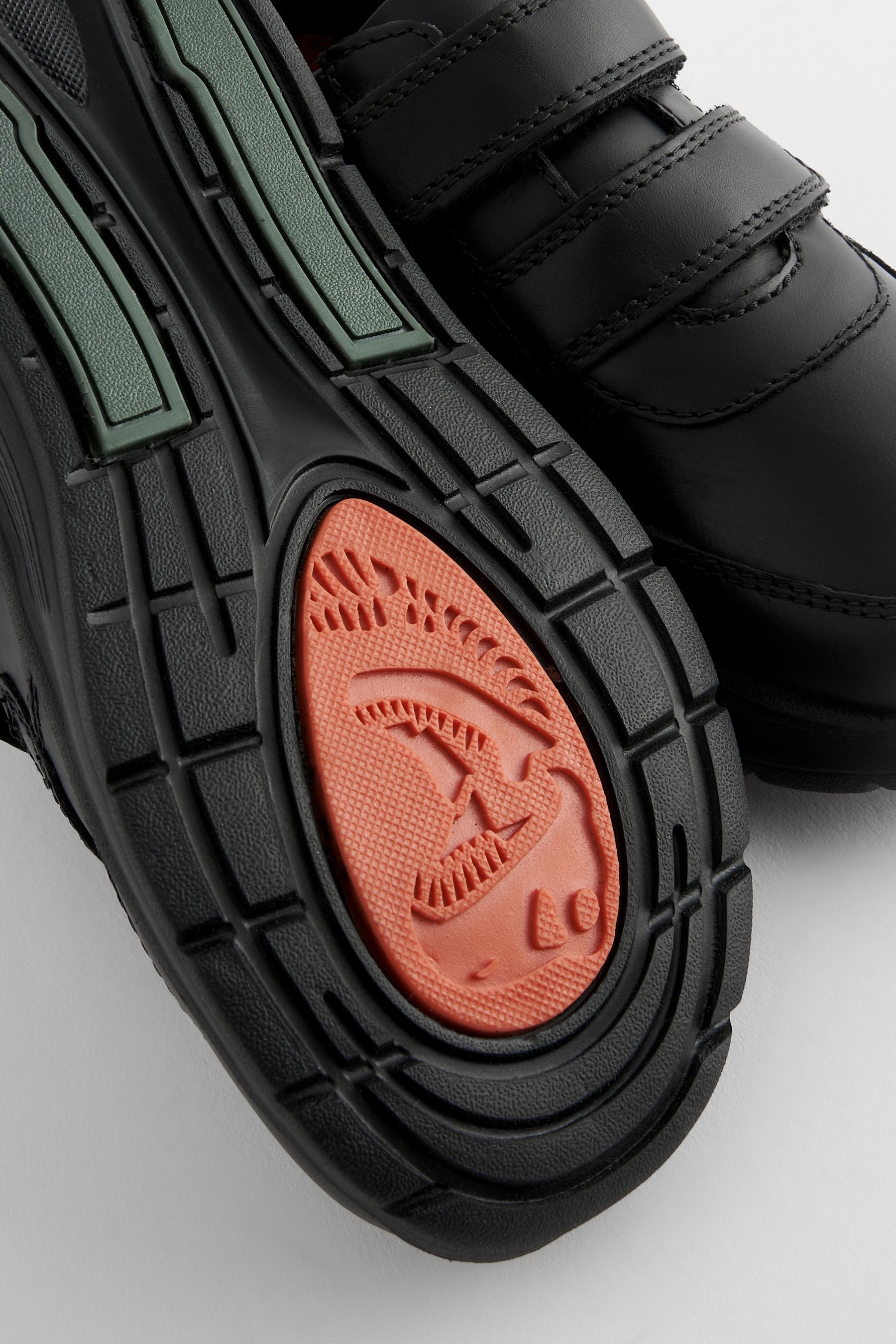 Next Lederschuhe, 2 Klettriemen, weite Passform Klettschuh (1-tlg)