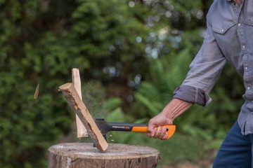 Fiskars Universalaxt Spaltaxt 35cm X7, inkl Klingen & Transportschutz, Axt zum Holz Hacken, 640 g, 35,50 cm Länge, (Gartenaxt Baumaxt Axe Spalthammer Hacke Baum, Äxte, Holz Spalter, Outdoor Holzbeilaxt, Freizeitbeil Campingbeil), Antihaftbeschichtet, Axt Holz spalten, Hochwertige Stahl-Klinge Beil