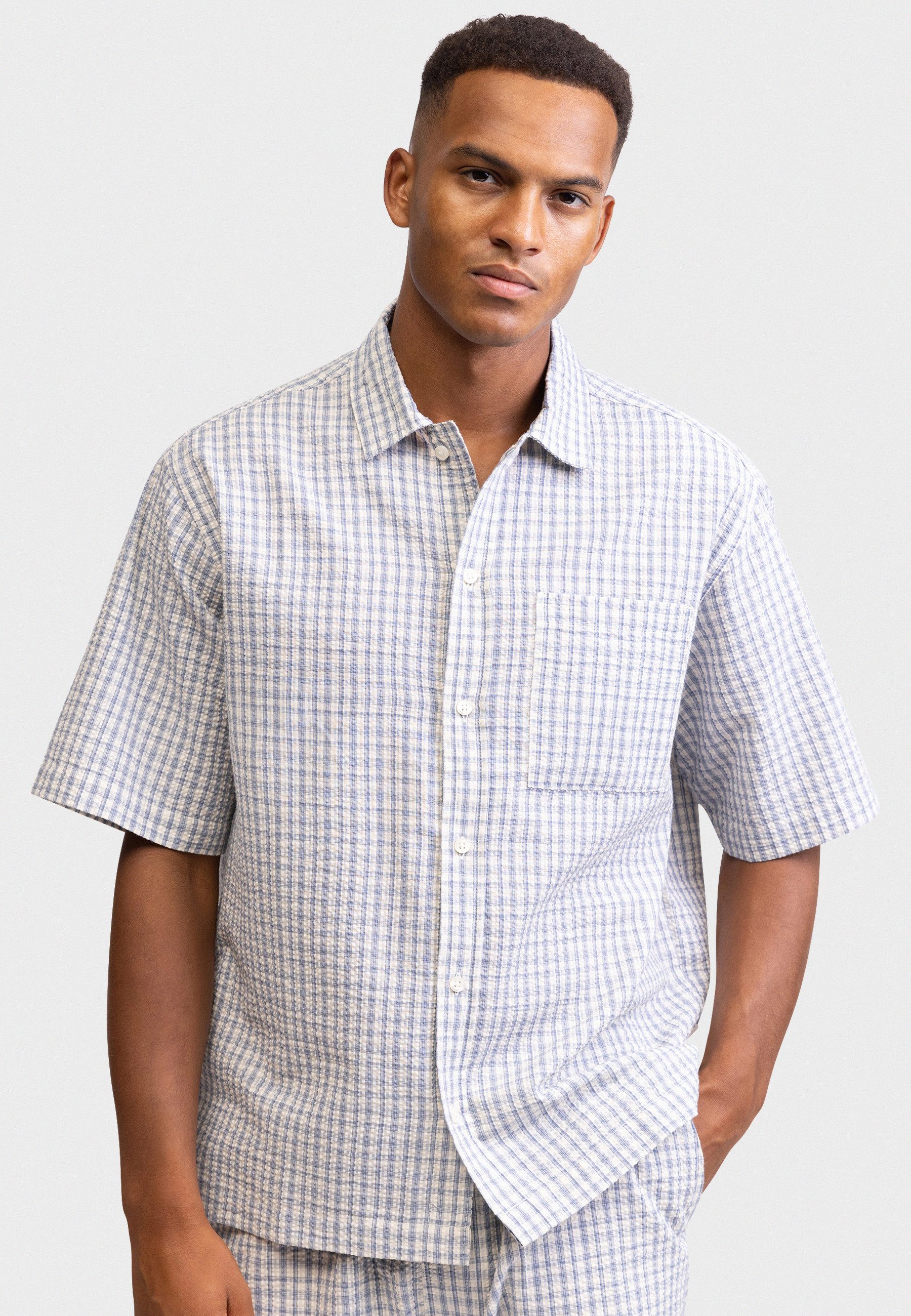 REDEFINED REBEL Kurzarmhemd Redefined Rebel Shirt RRRowdy Shirt OVERSIZED FIT