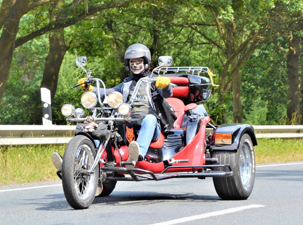 CALVENDO Puzzle CALVENDO Puzzle WOLF Trike, 2000 Teile Lege-Größe 90 × 67 cm Foto-Puz, 2000 Puzzleteile