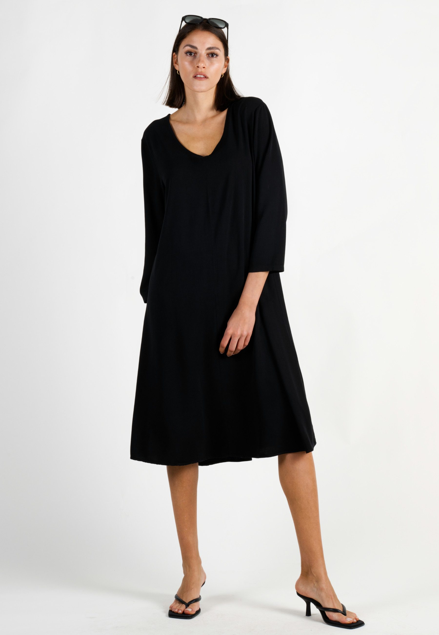 Andijamo-Fashion Midikleid MODERN MUSE Locker geschnittenes günstig online kaufen