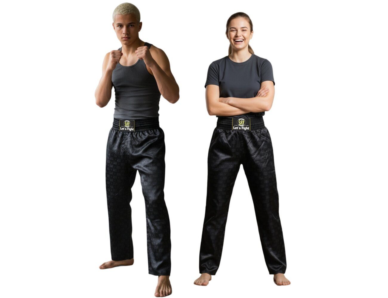 BAY-Sports Sporthose Allover Kickboxhose Let´s Fight schwarz S-XXL Erwachsene Kickbox-Hose (Stück, Polyester) sportlich-edles Design. Allover- Let´s Fight Logo-Print.