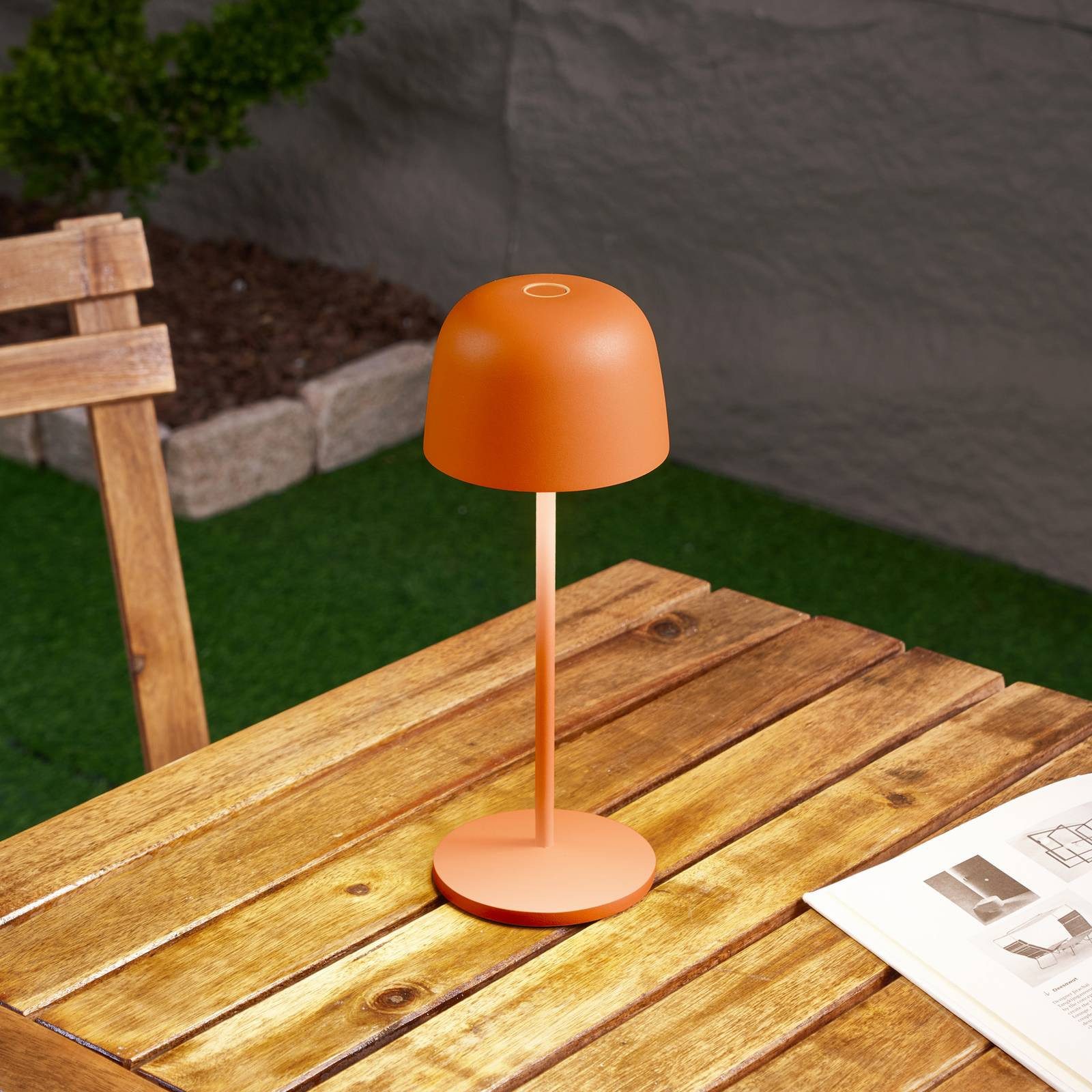 Lindby Außen-Tischleuchte Arietty, LED, Metall, Gelb warmweiß IP65, 1 x 2,2 W LED, warmweiß
