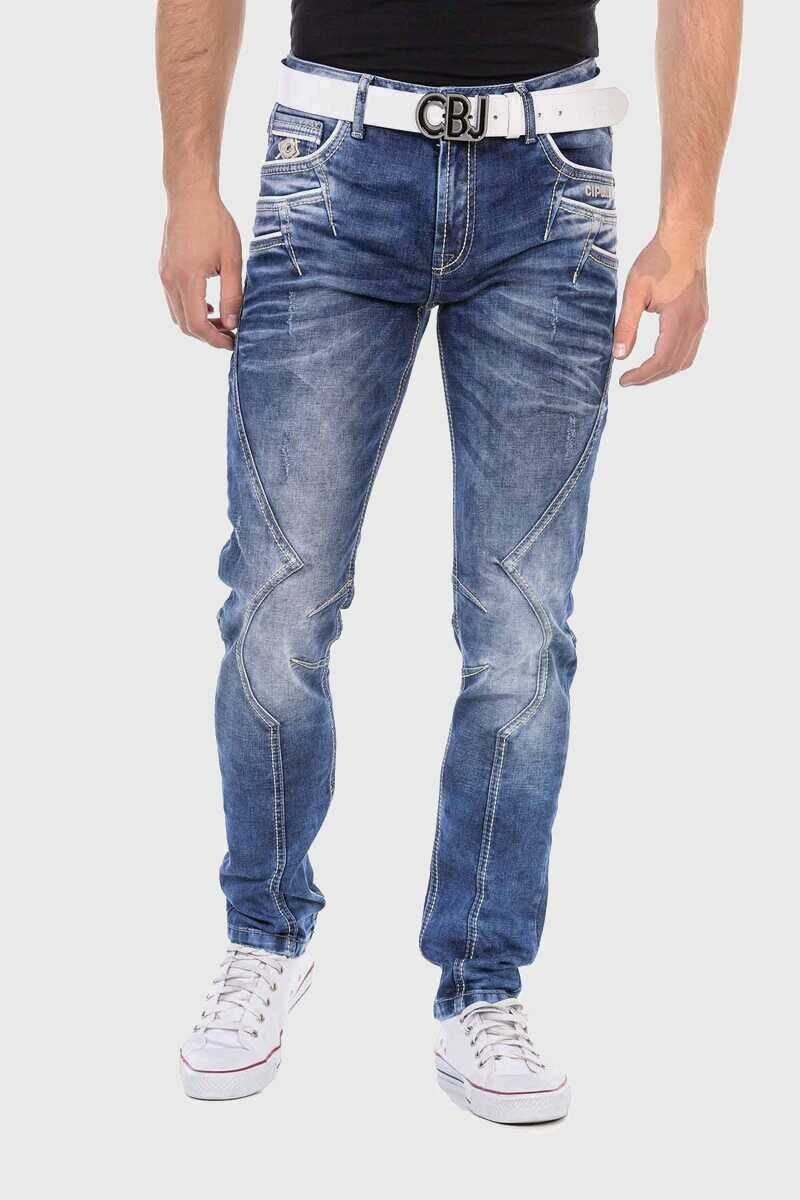 Cipo & Baxx Straight-Jeans Jeans im trendigen Design günstig online kaufen