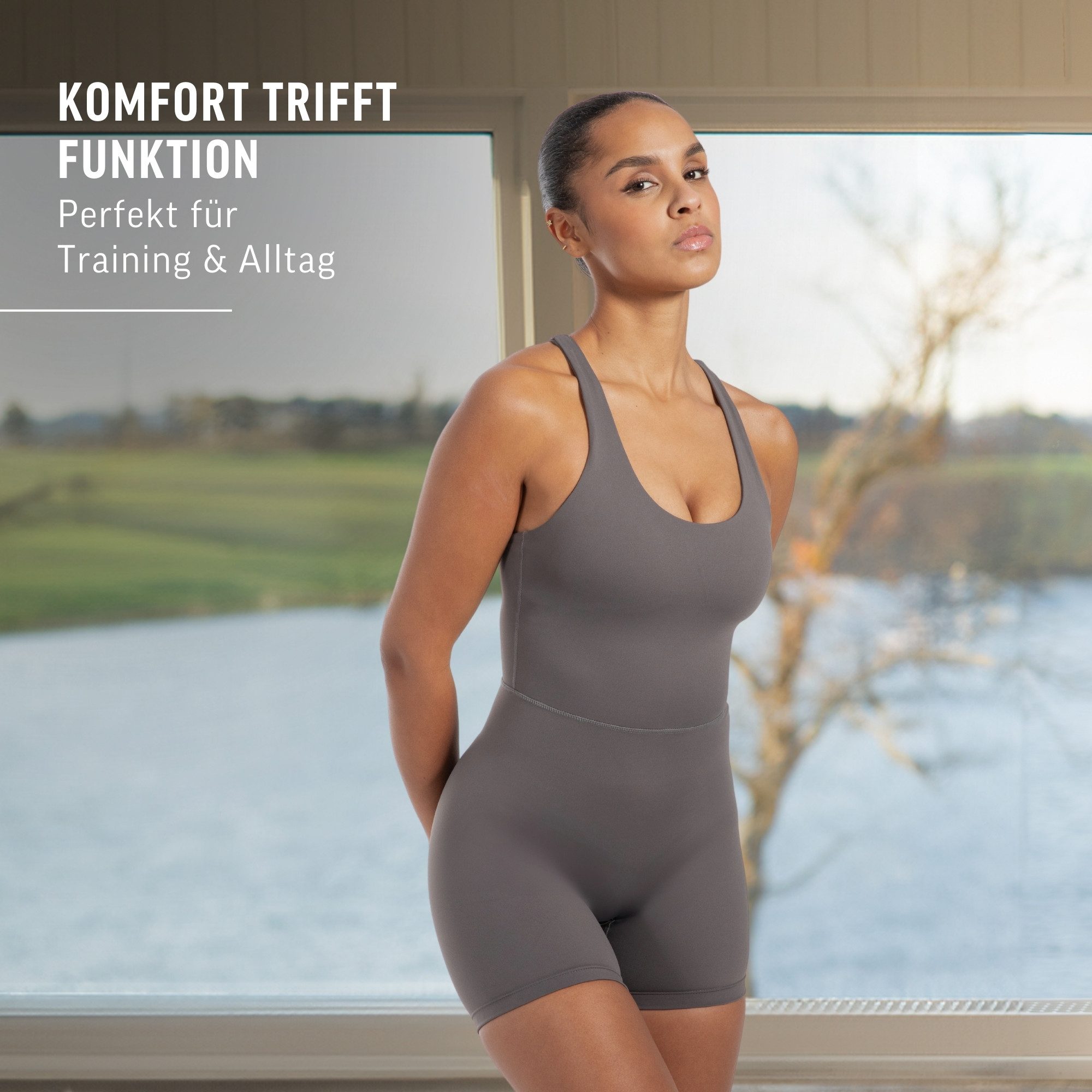 Smilodox Jumpsuit Aleyna, ärmelloser Einteiler kurz, Overall mit Shaped Fit atmungsaktiv, elastischer Sportanzug, figurbetonend, Fitness