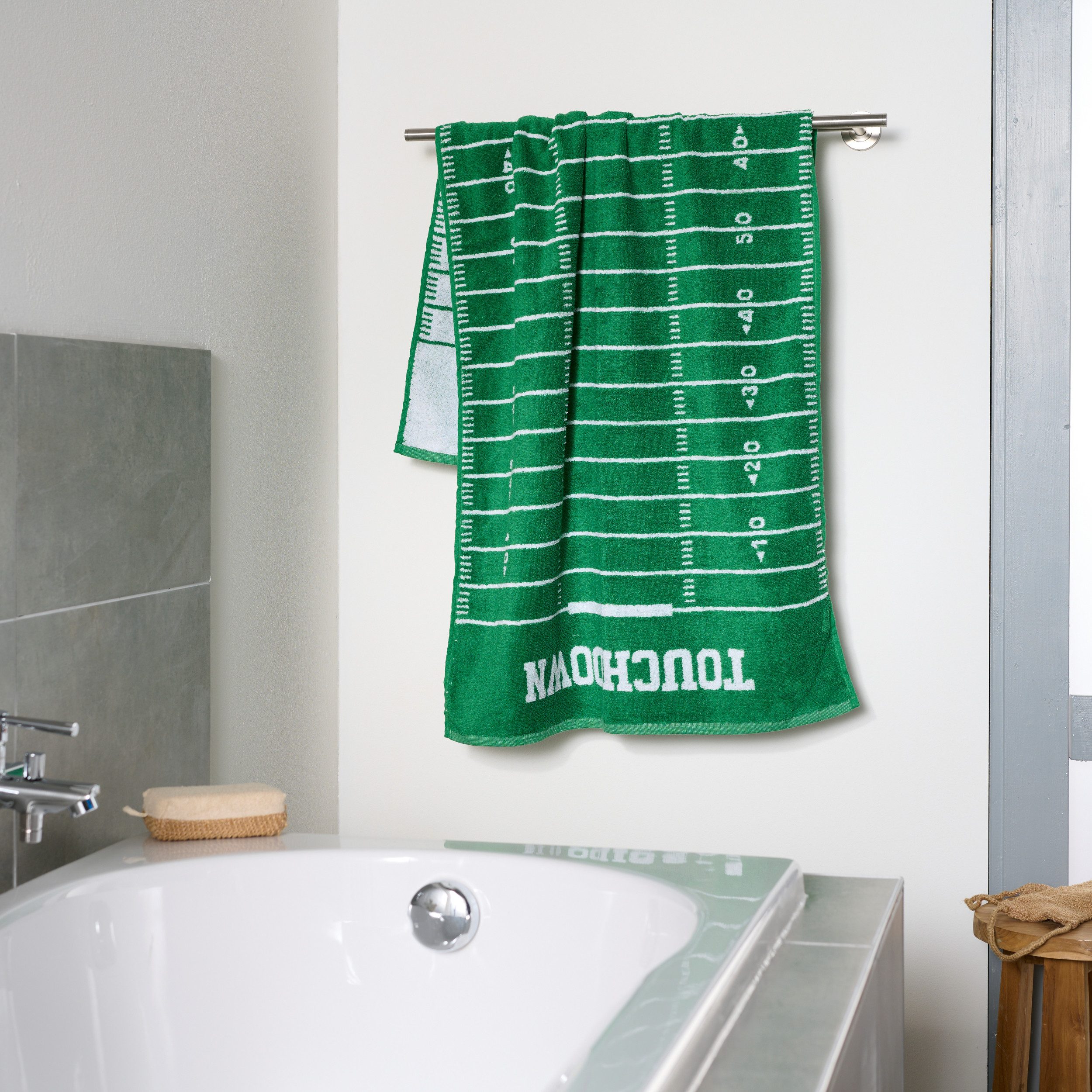 40YARDS Badetuch American Football Spielfeld Handtuch, Badetuch, Strandtuch, (1-St), 100% Baumwolle, Größe: 140 x 70 cm
