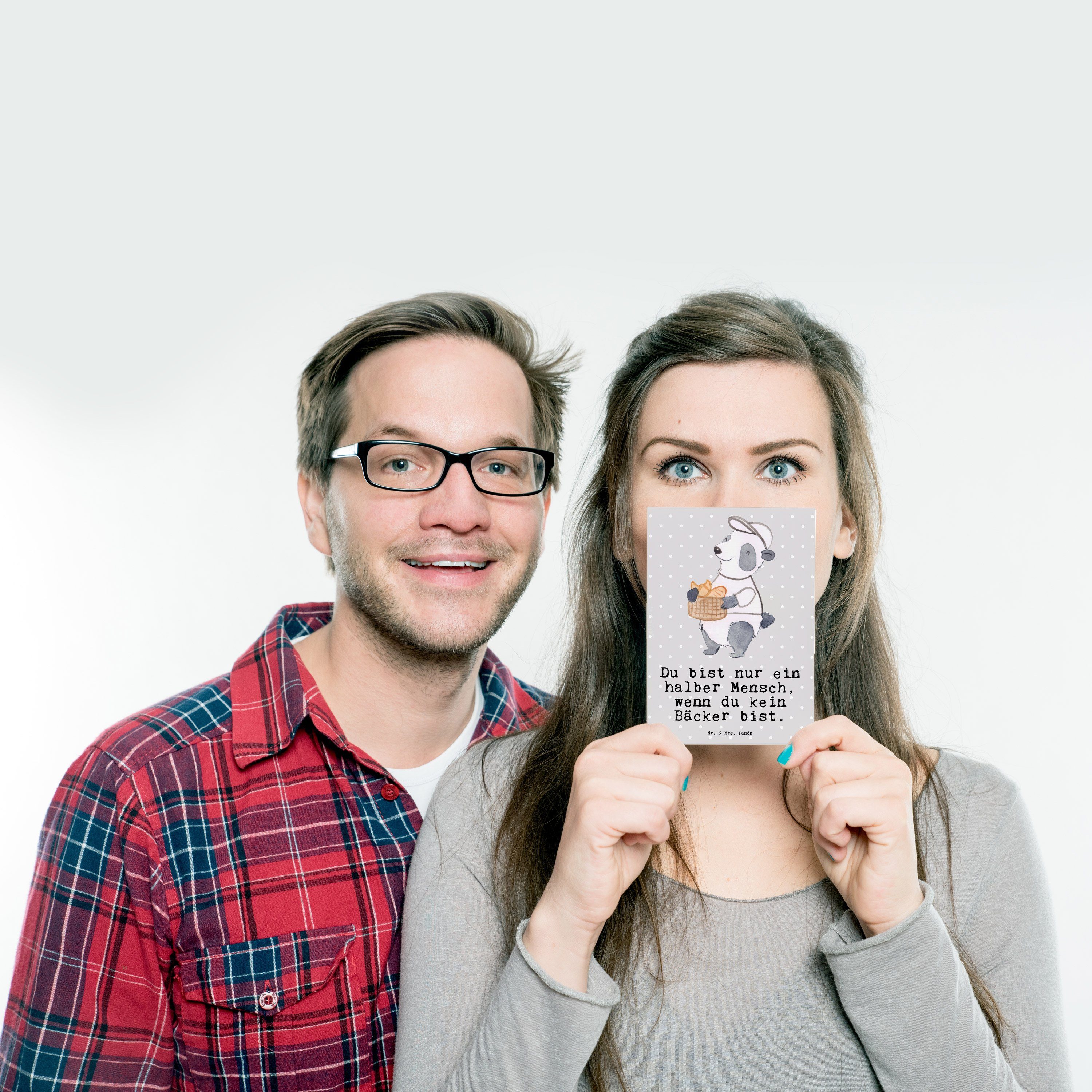 Mr. & Mrs. - Herz - Einl Ansichtskarte, Bäcker Grau Postkarte Panda mit Geschenk, Karte, Pastell