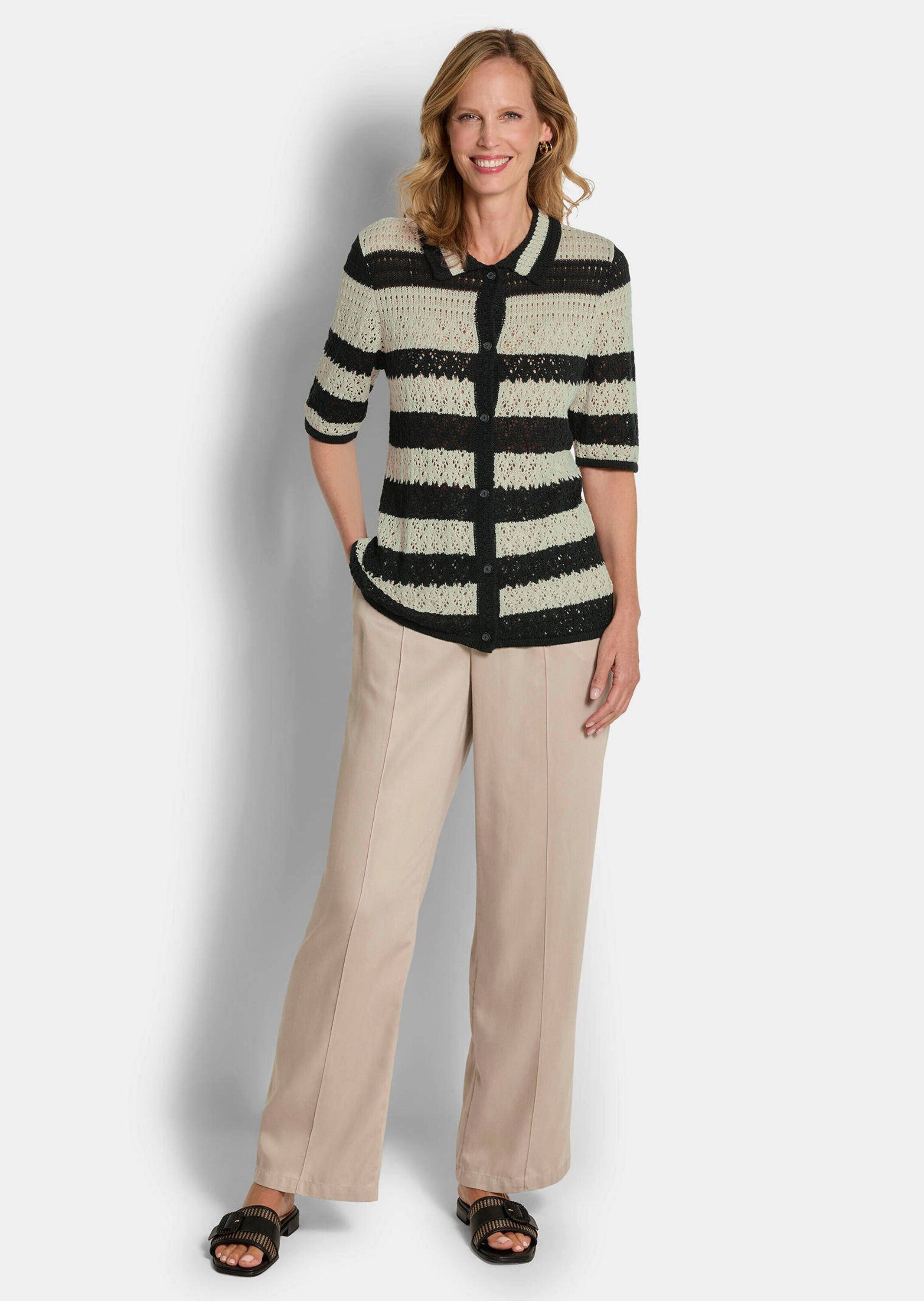 GOLDNER Strickjacke Kurzgröße: Ajourjacke in maritimen Look Baumwolljacke mit Polokragen, Knopfleiste und Halbarm