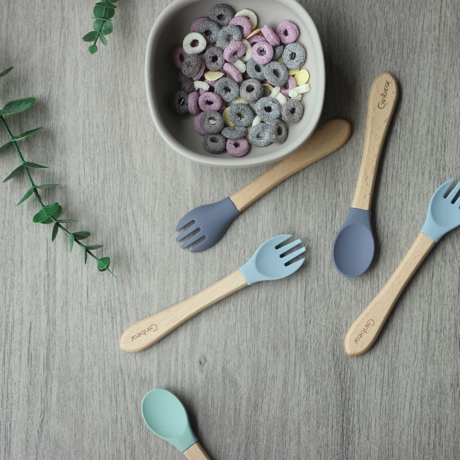 LuxusKollektion Kinderbesteck Babybesteck Silikon Löffel Gabel Selbstfüttern Hazy Green Almond